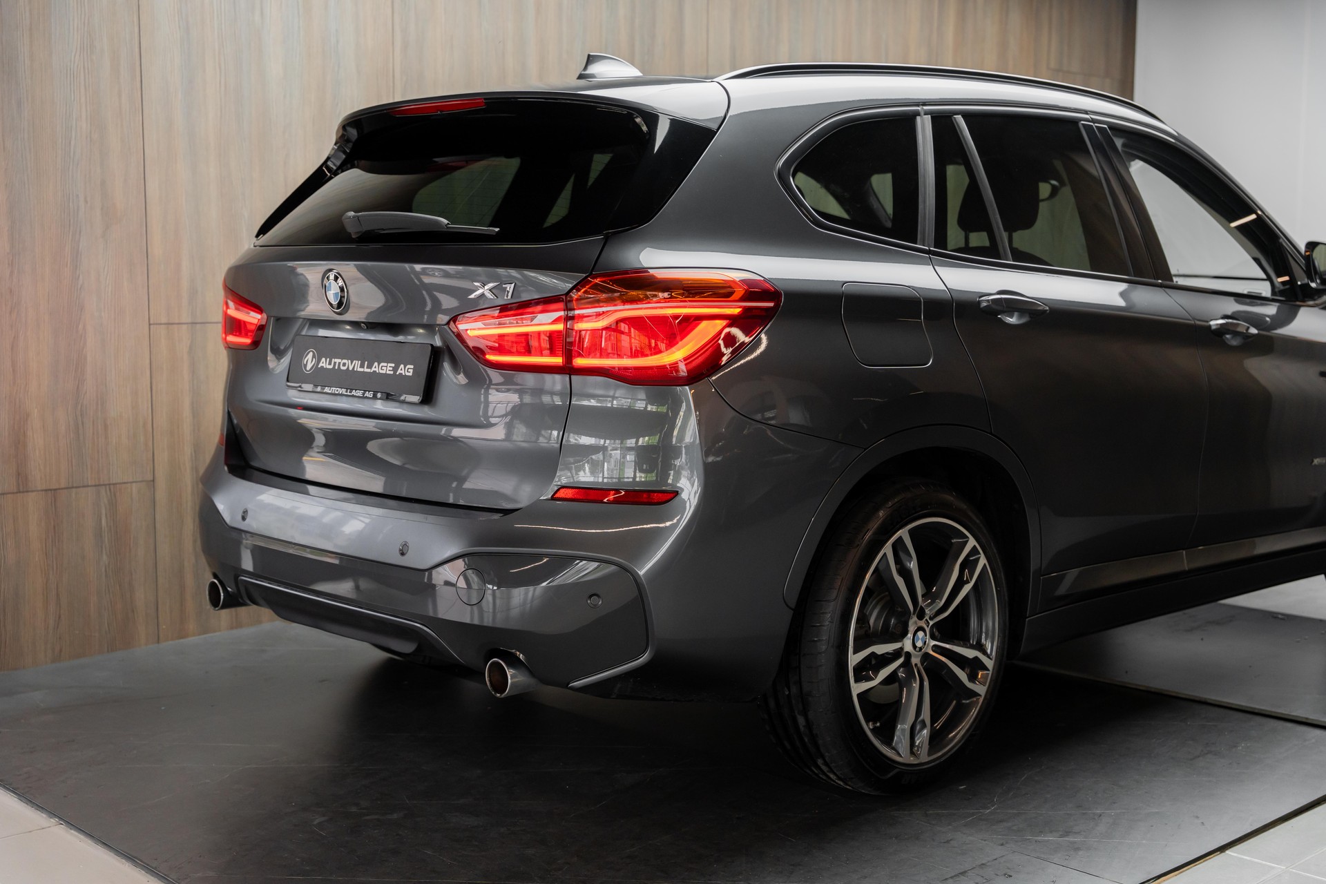 BMW X1 xDrive 25d M Sport Steptronic-image-27