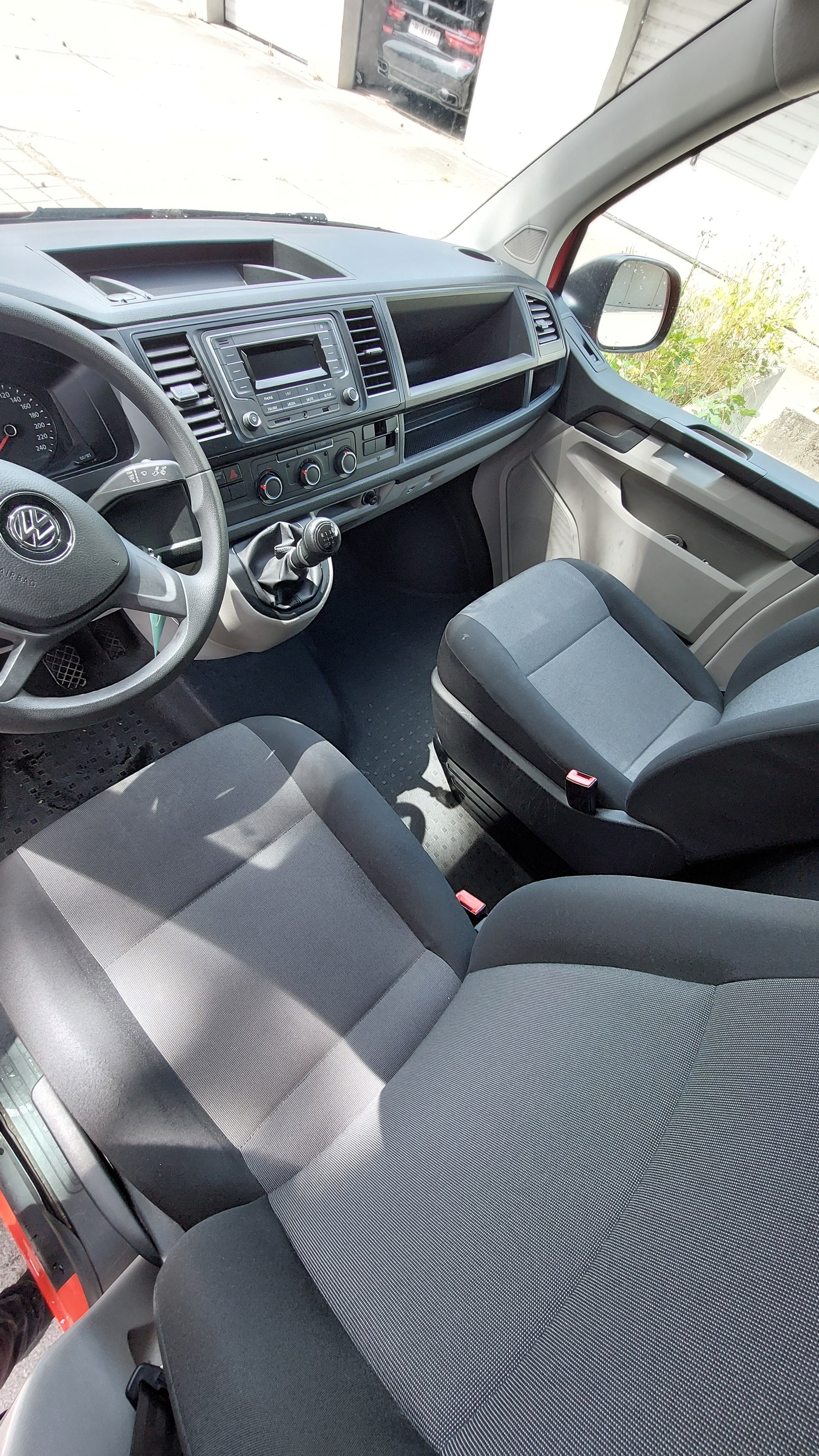 VW T6 2.0 TDI Euro 6-image-7