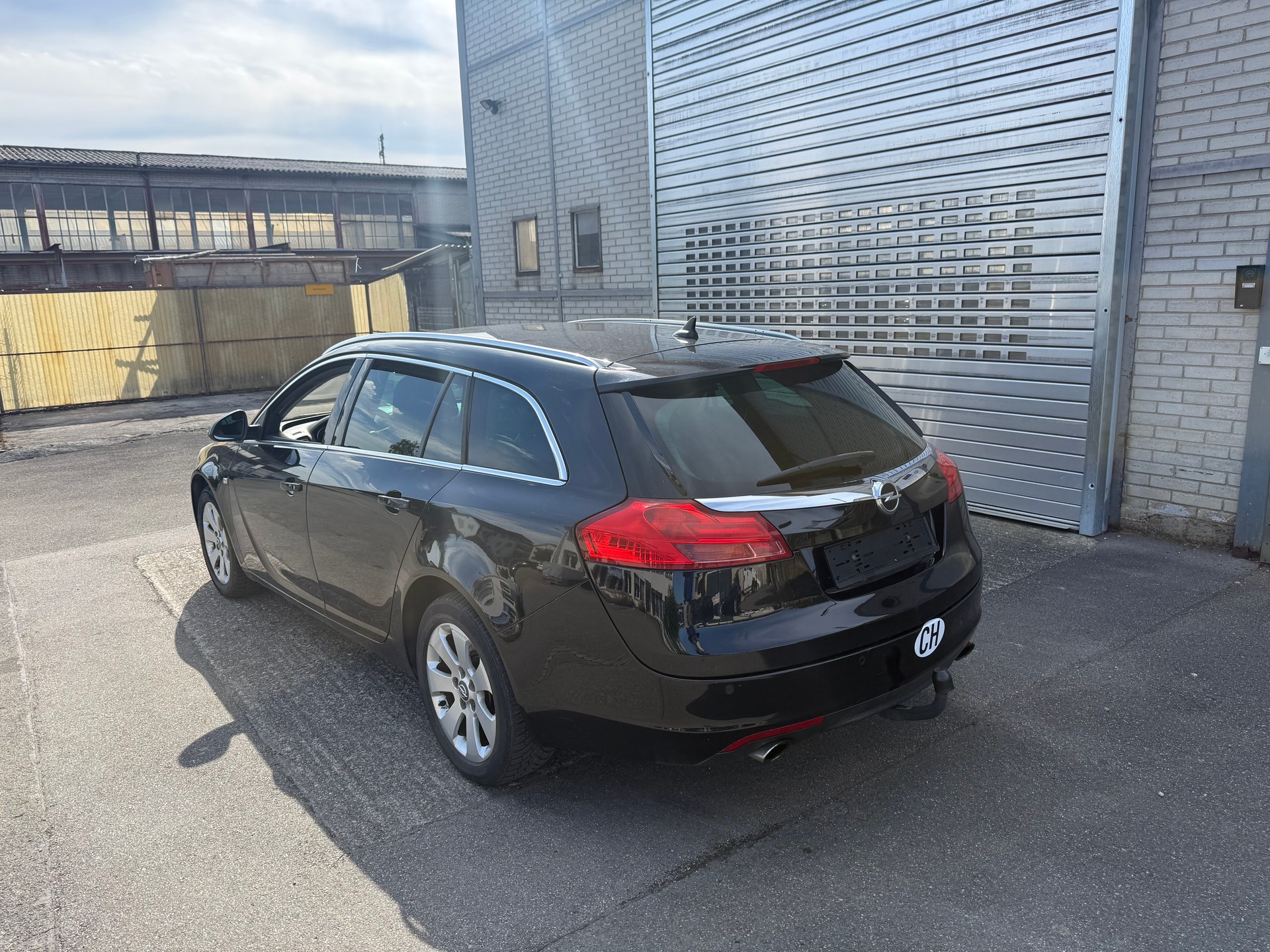 OPEL Insignia ST 2.0 Turbo Cosmo 4WD Aut.-image-2
