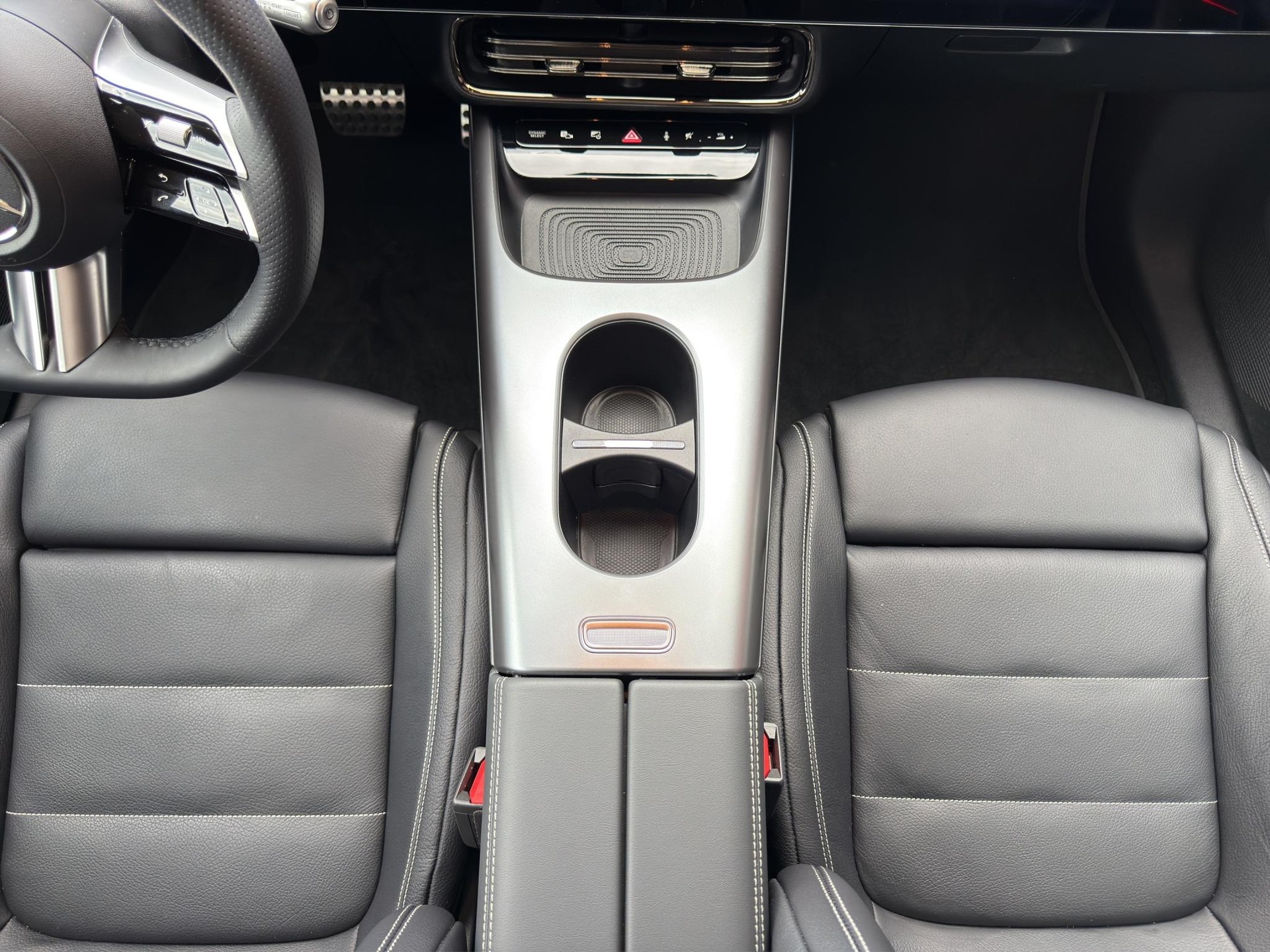 MERCEDES-BENZ CLA 220 AMG Line 4matic - Neues Modell-image-15