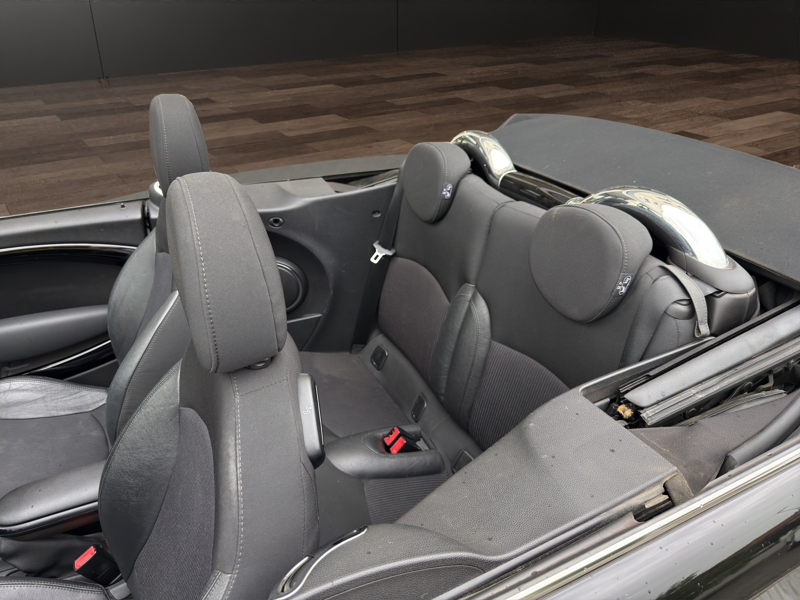 MINI Cooper Cabriolet mit Garantie-image-11