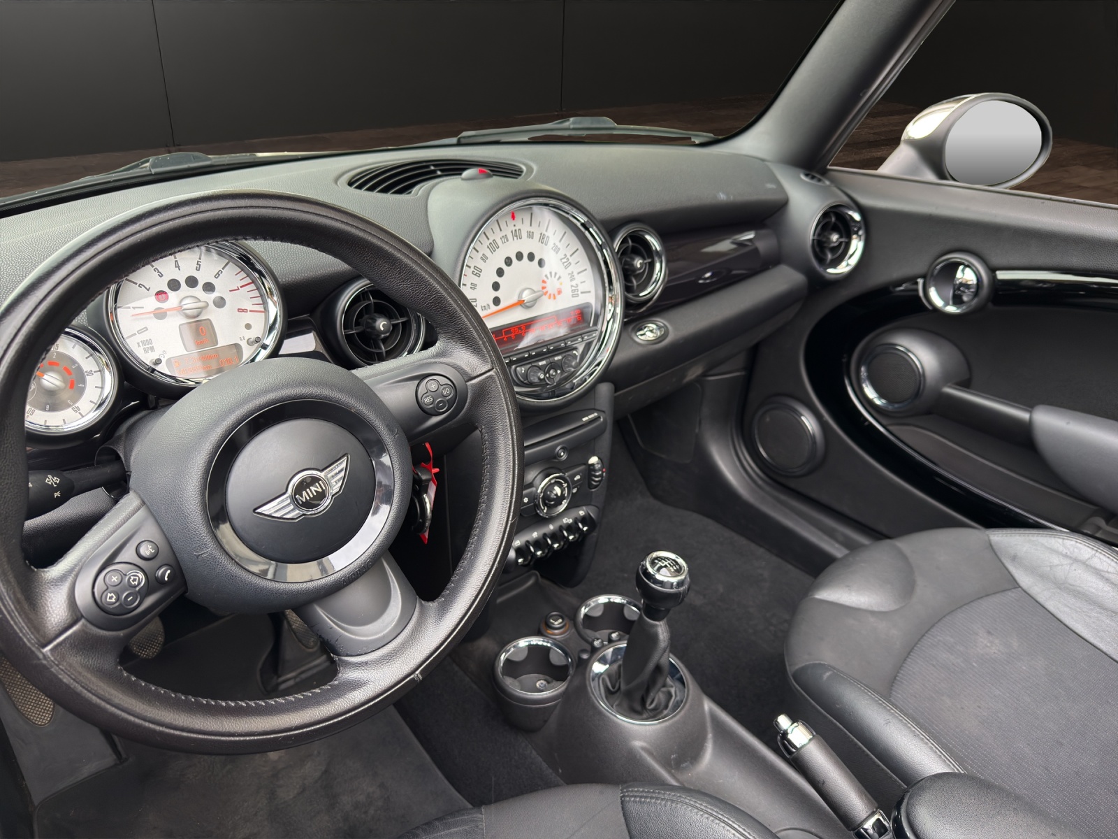 MINI Cooper Cabriolet mit Garantie-image-12