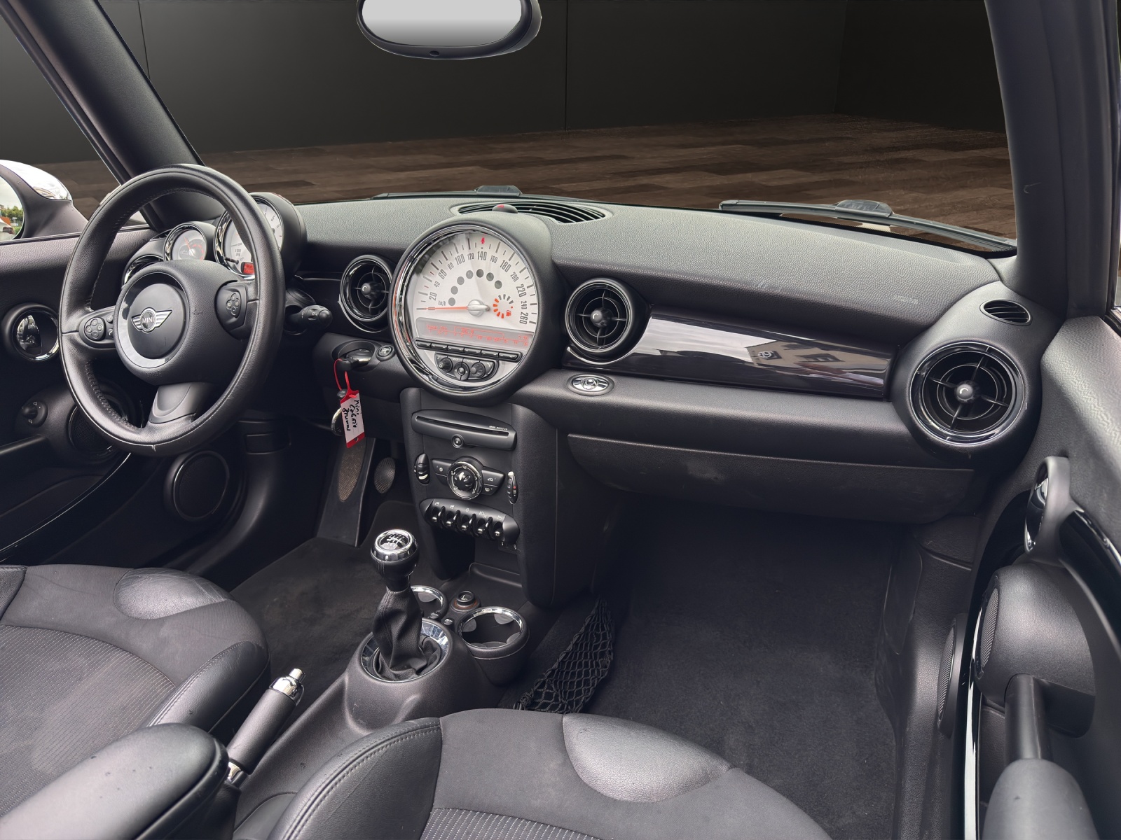 MINI Cooper Cabriolet mit Garantie-image-13