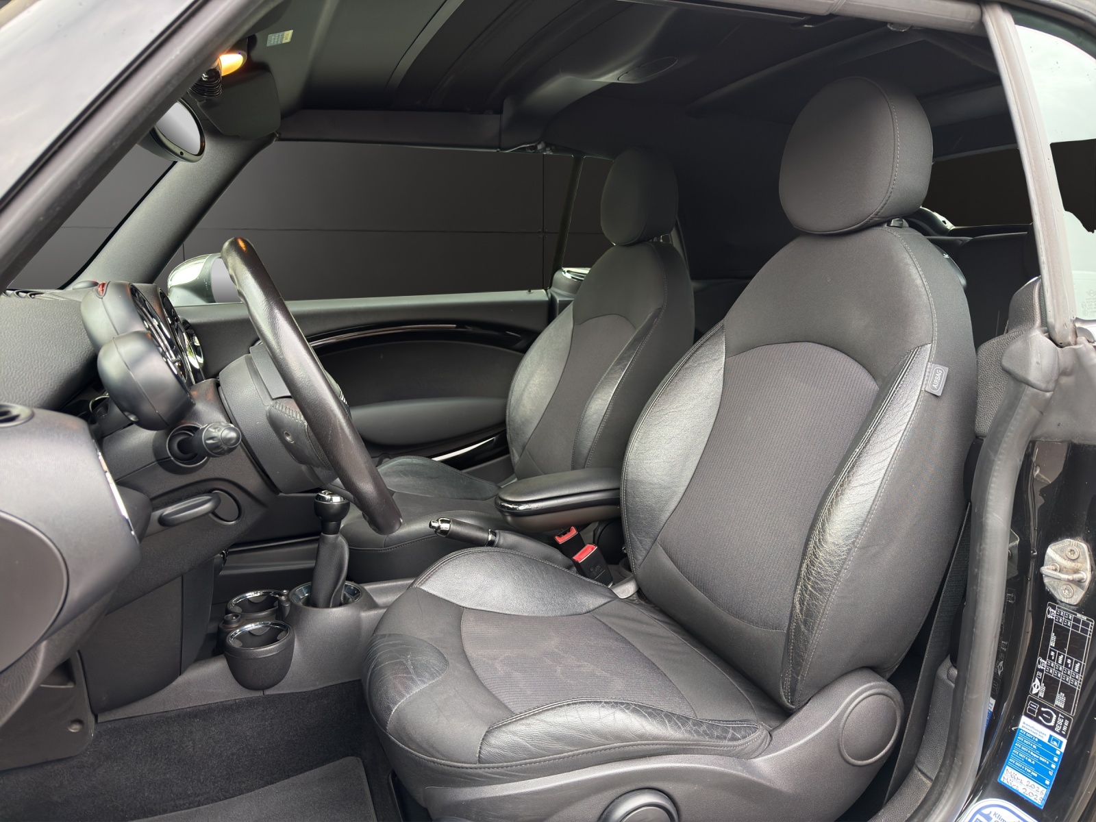 MINI Cooper Cabriolet mit Garantie-image-7