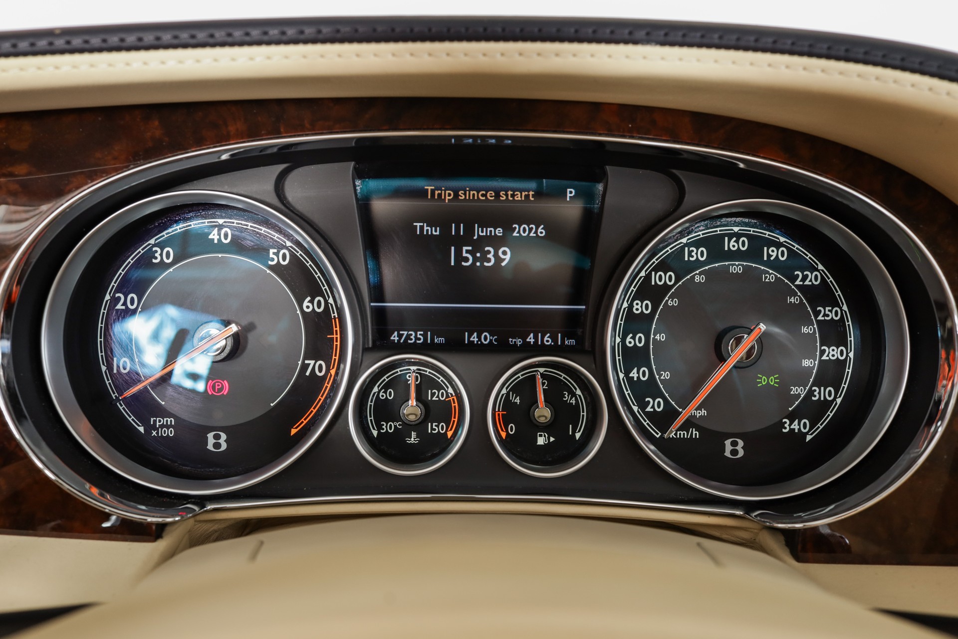 BENTLEY Continental GTC 6.0 W12-image-24