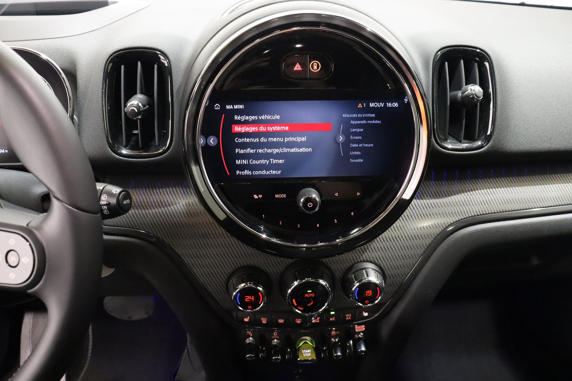 MINI Countryman F60 1.5i Cooper S E ALL4-image-14