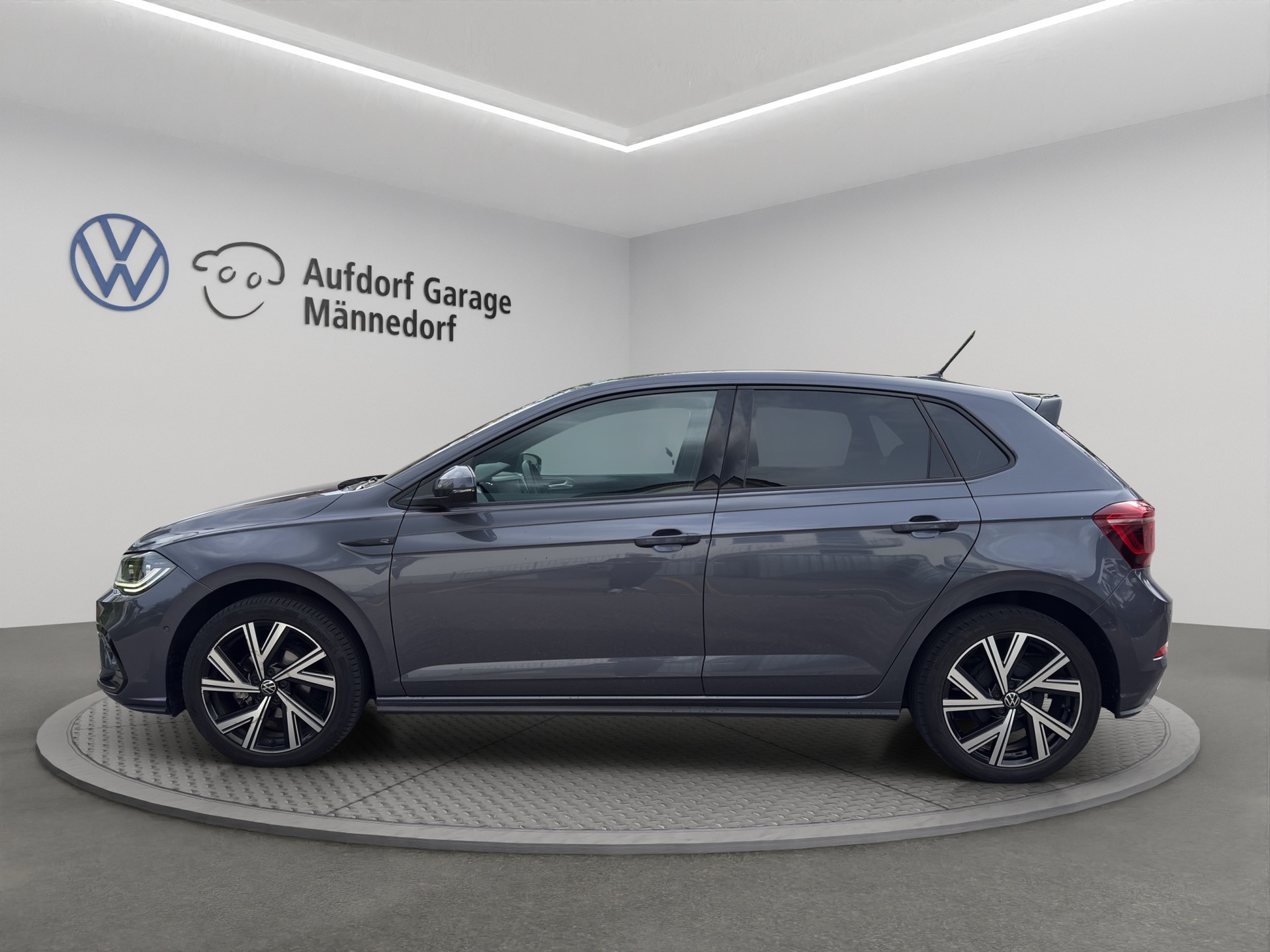 VW Polo 1.0 TSI R-Line DSG-image-2
