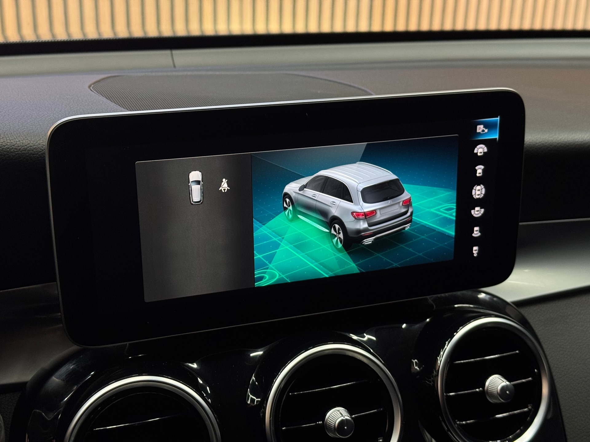 MERCEDES-BENZ GLC 220 d 4m | 1 Jahr Garantie | Facelift | *ab CHF 299.-/ Monat*-image-20