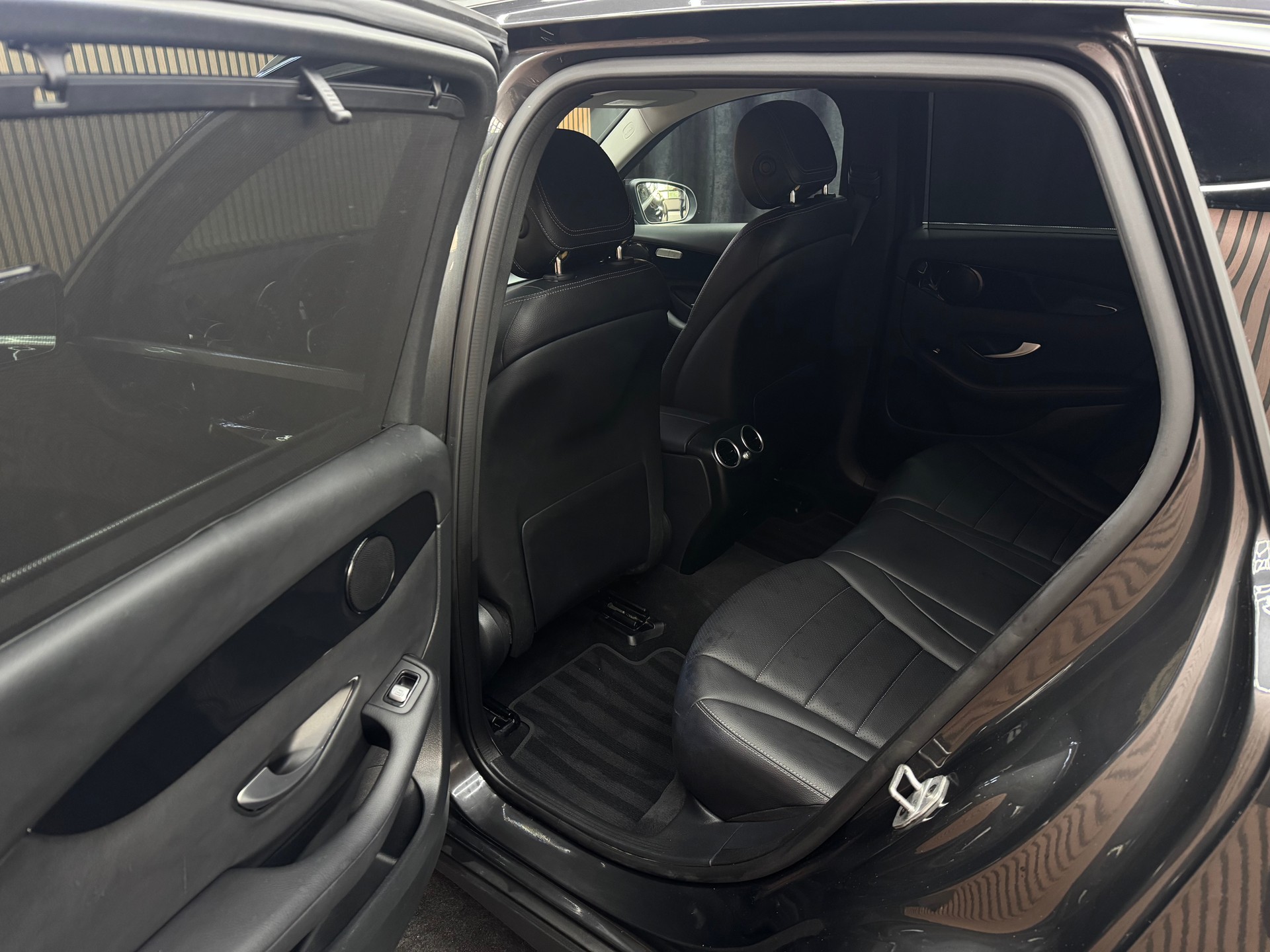 MERCEDES-BENZ GLC 220 d 4m | 1 Jahr Garantie | Facelift | *ab CHF 299.-/ Monat*-image-11
