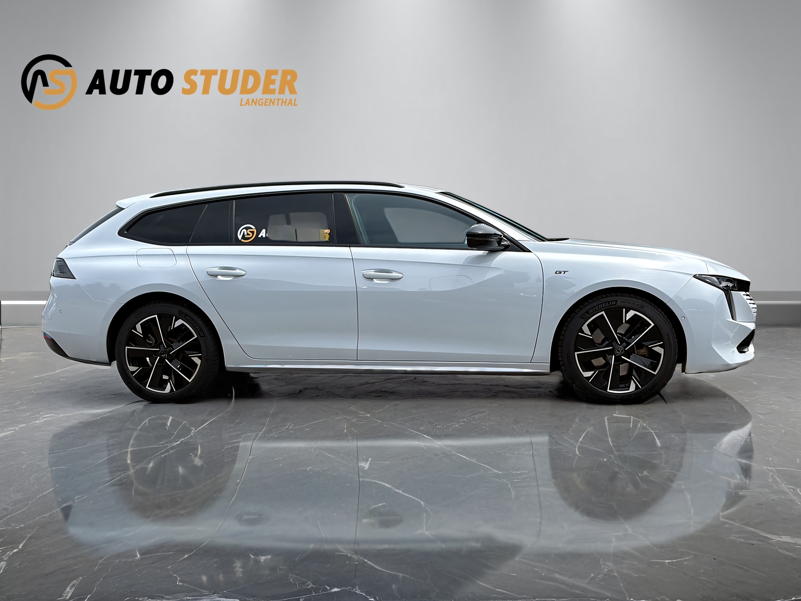 PEUGEOT 508 SW 1.6 Plug-in Hybrid GT-image-12