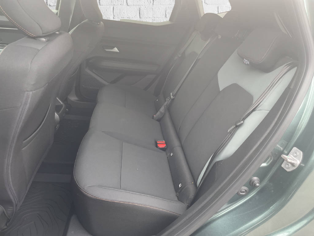 DACIA Duster 1.2 TCe Extreme 4x4-image-9