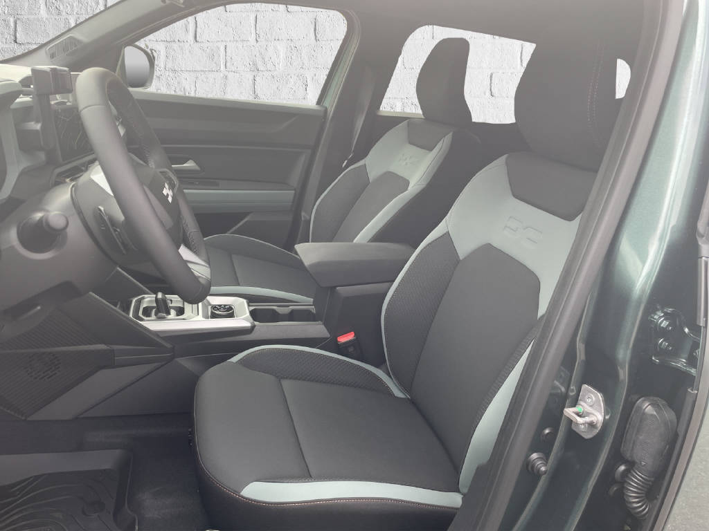 DACIA Duster 1.2 TCe Extreme 4x4-image-5
