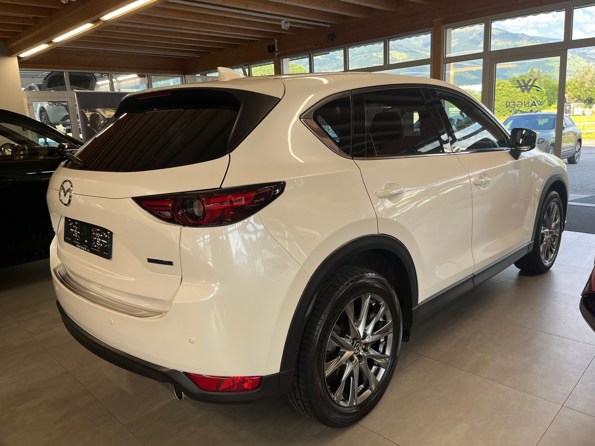 MAZDA CX-5 SKYACTIV-G 194 Revolution AWD Automat-image-3