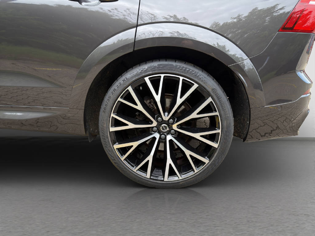 VOLVO XC60 2.0 T8 TE R-Design eAWD-image-14
