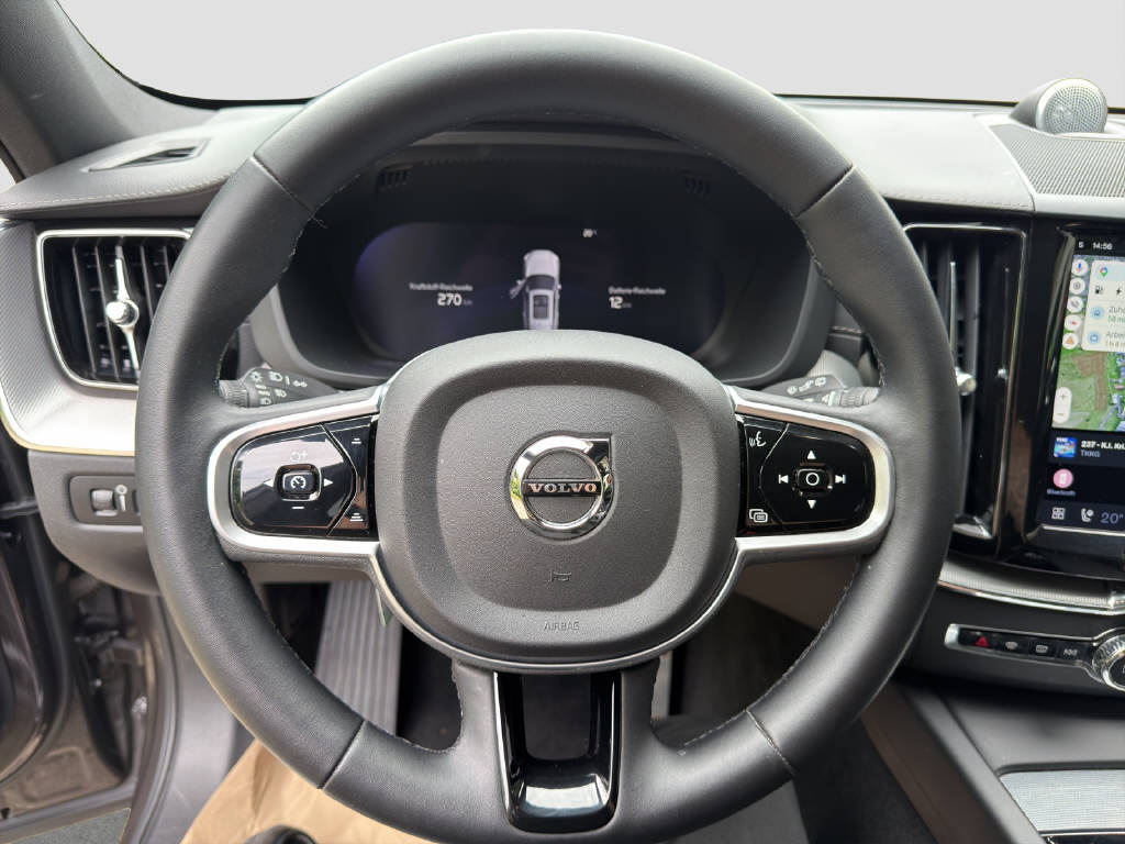 VOLVO XC60 2.0 T8 TE R-Design eAWD-image-8