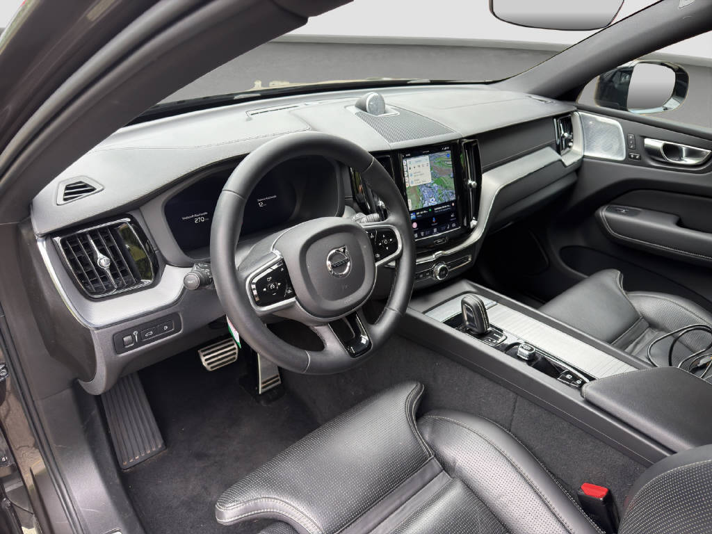 VOLVO XC60 2.0 T8 TE R-Design eAWD-image-7