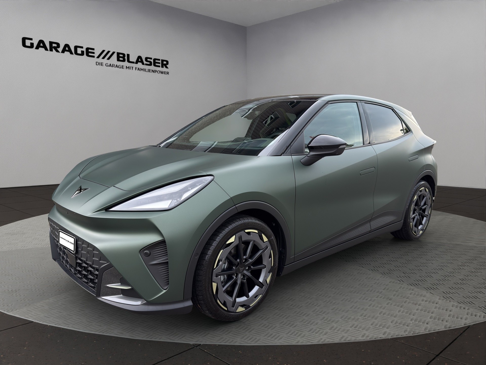 CUPRA Raval 52 kWh VZ Extreme Launch Edition-image-0
