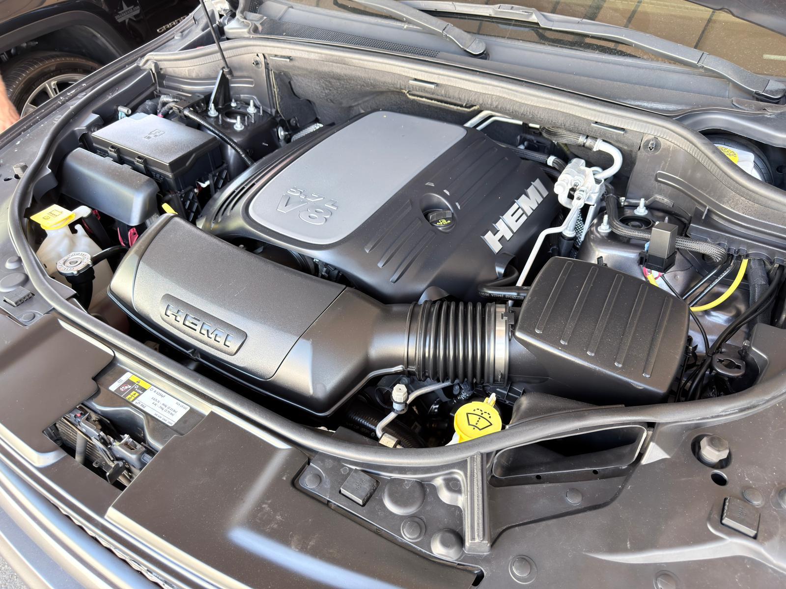 DODGE DURANGO 5.7 HEMI AWD 7 Plätzer-image-12