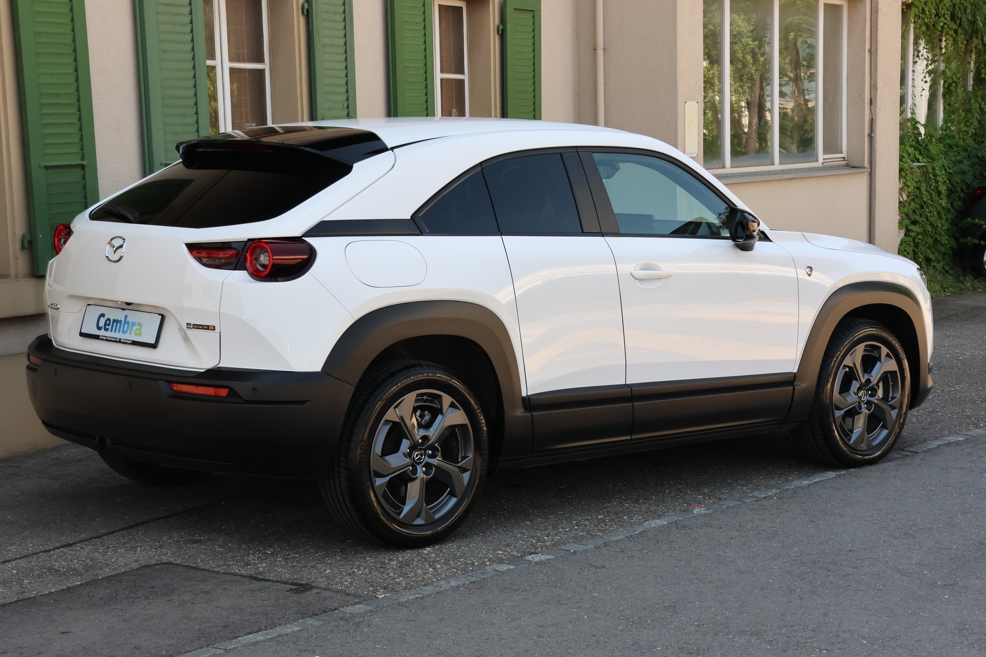 MAZDA MX-30 PHEV e-Skyactiv R-EV 170 Exclusive-Line-image-5