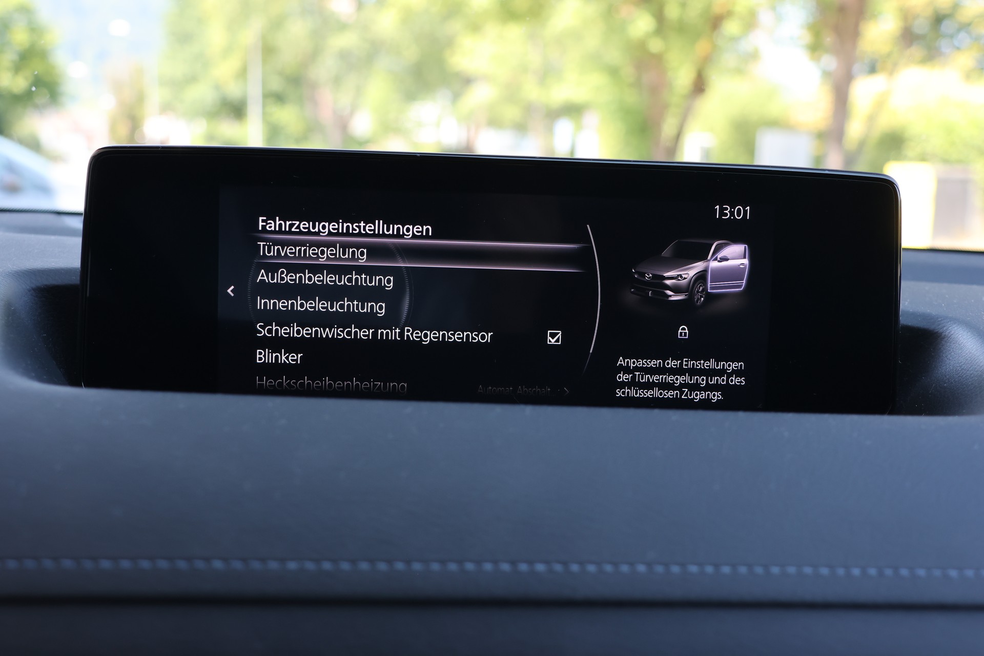 MAZDA MX-30 PHEV e-Skyactiv R-EV 170 Exclusive-Line-image-27