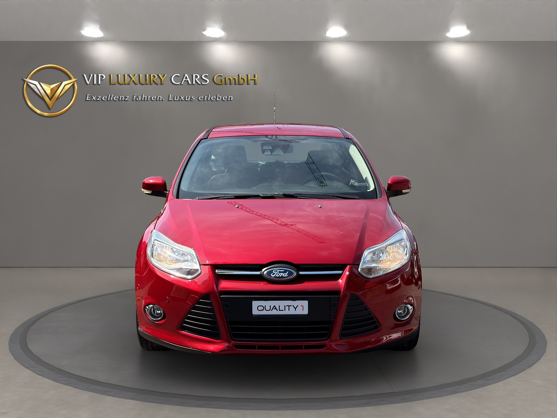 FORD Focus 1.0 SCTi Titanium-image-2
