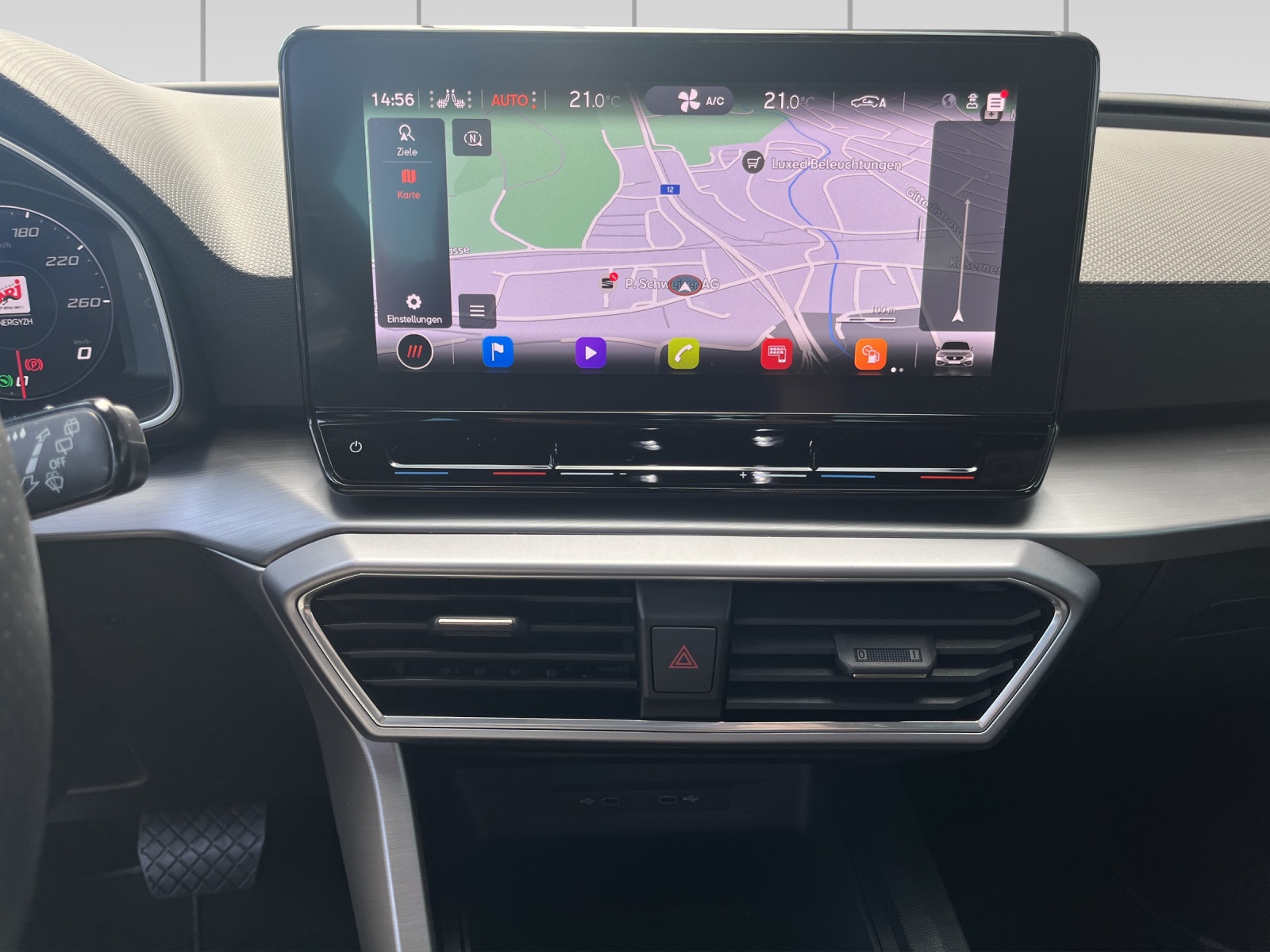 SEAT Leon 1.4 eHybrid pHEV DSG FR-image-11