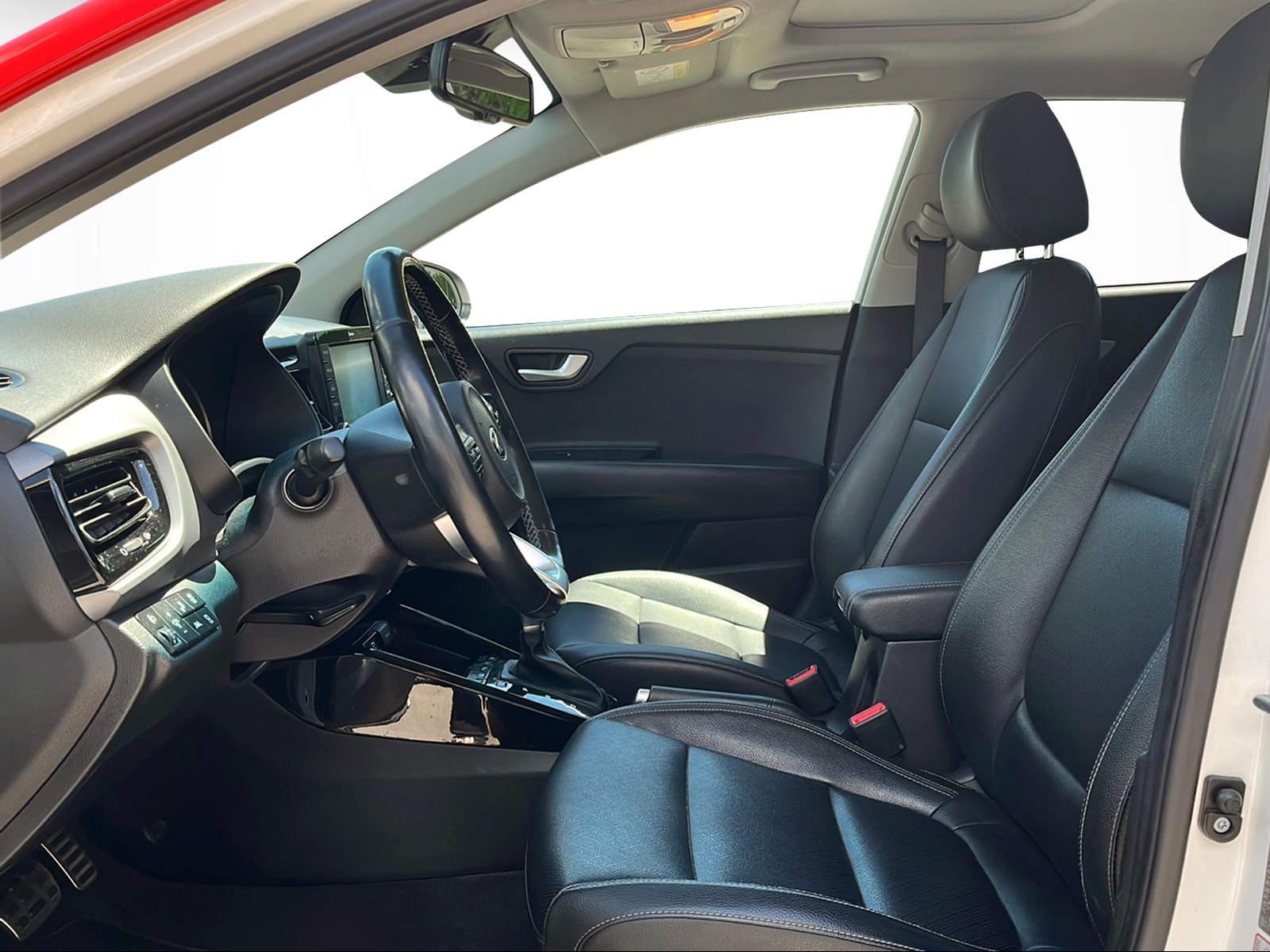 KIA Stonic 1.0 T-GDi-image-3