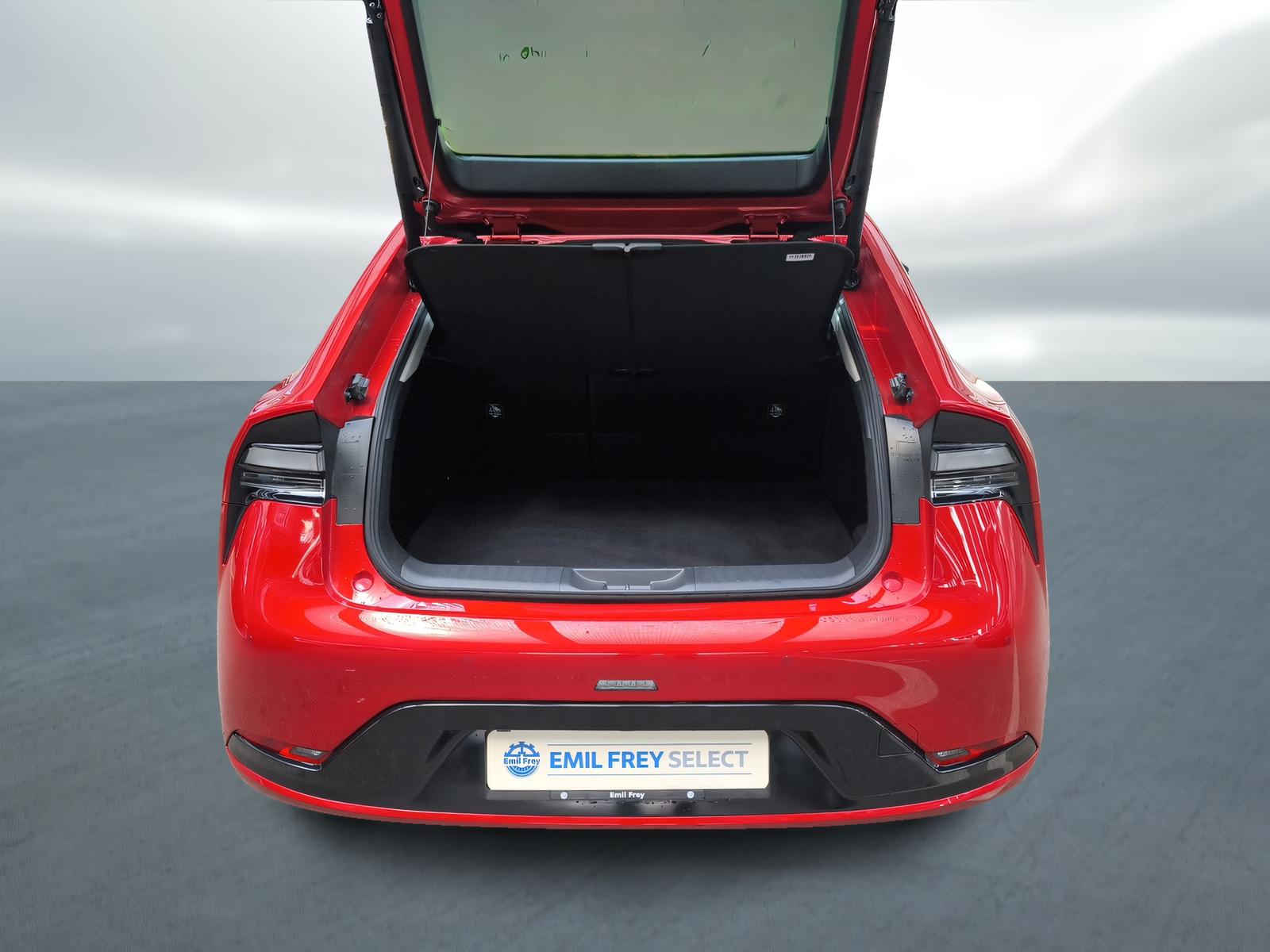 TOYOTA Prius 2.0 Plug-In-Hybrid Style-image-13