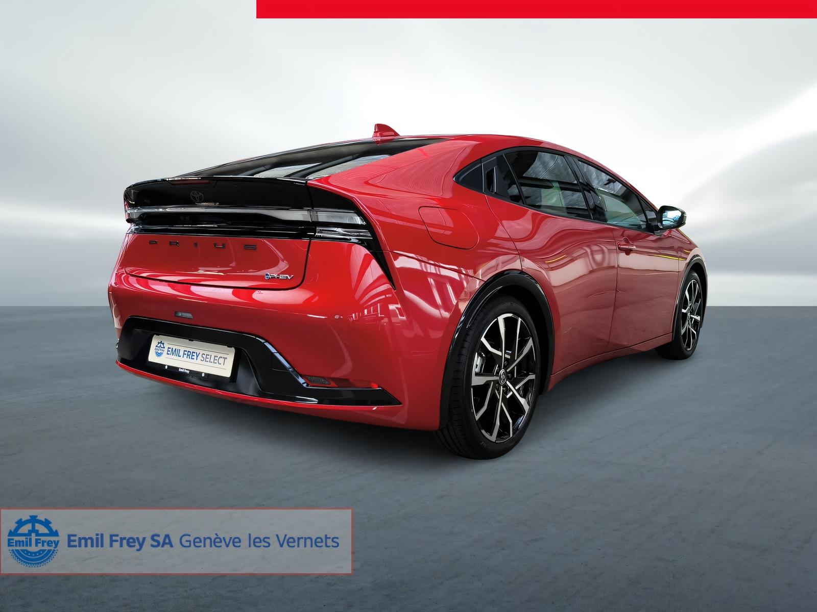TOYOTA Prius 2.0 Plug-In-Hybrid Style-image-14