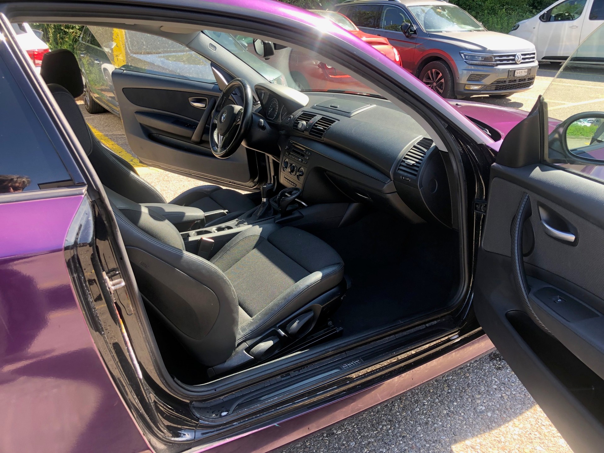 BMW 120i-image-6