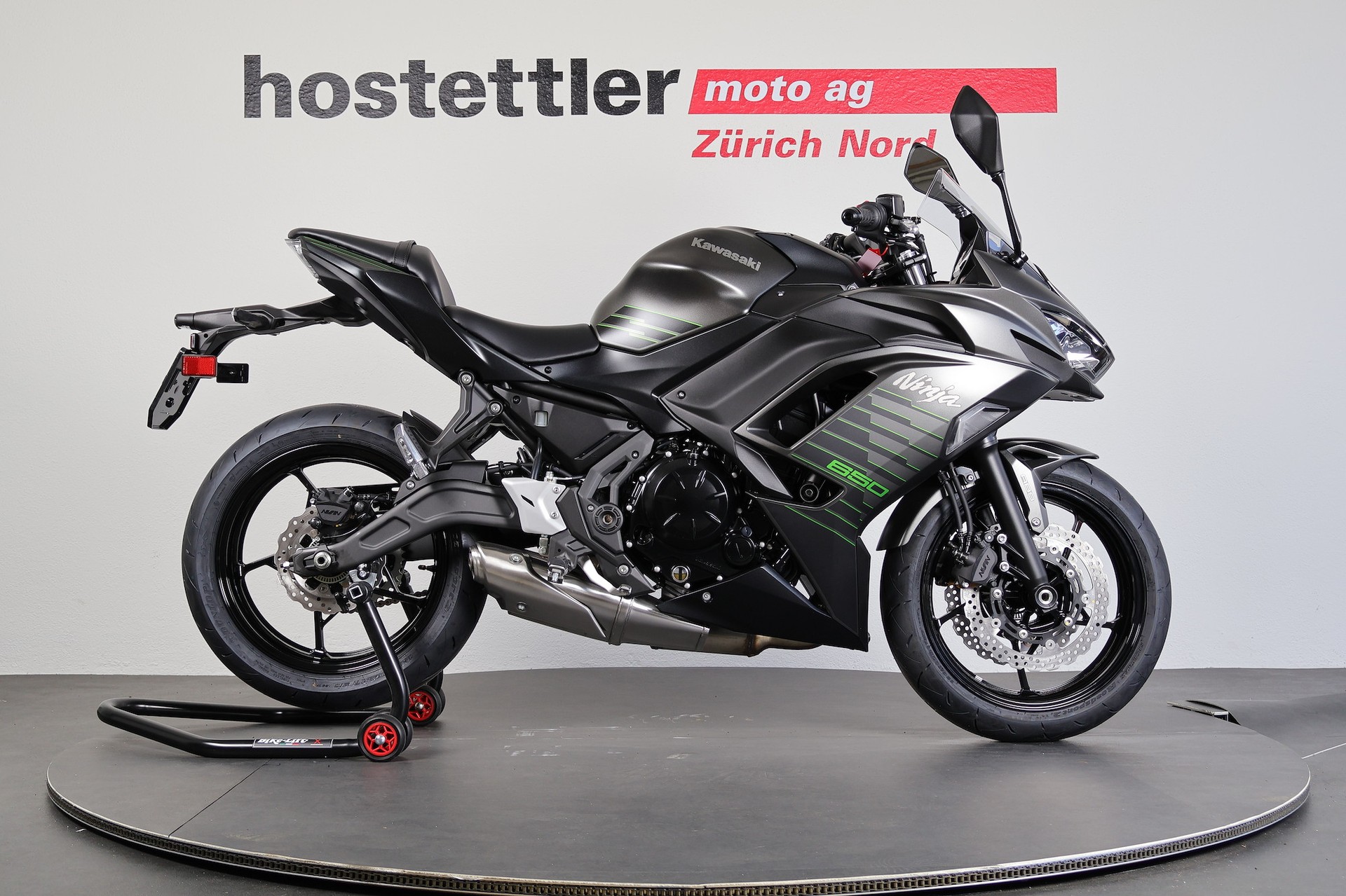 KAWASAKI Ninja 650-showroom-element-1