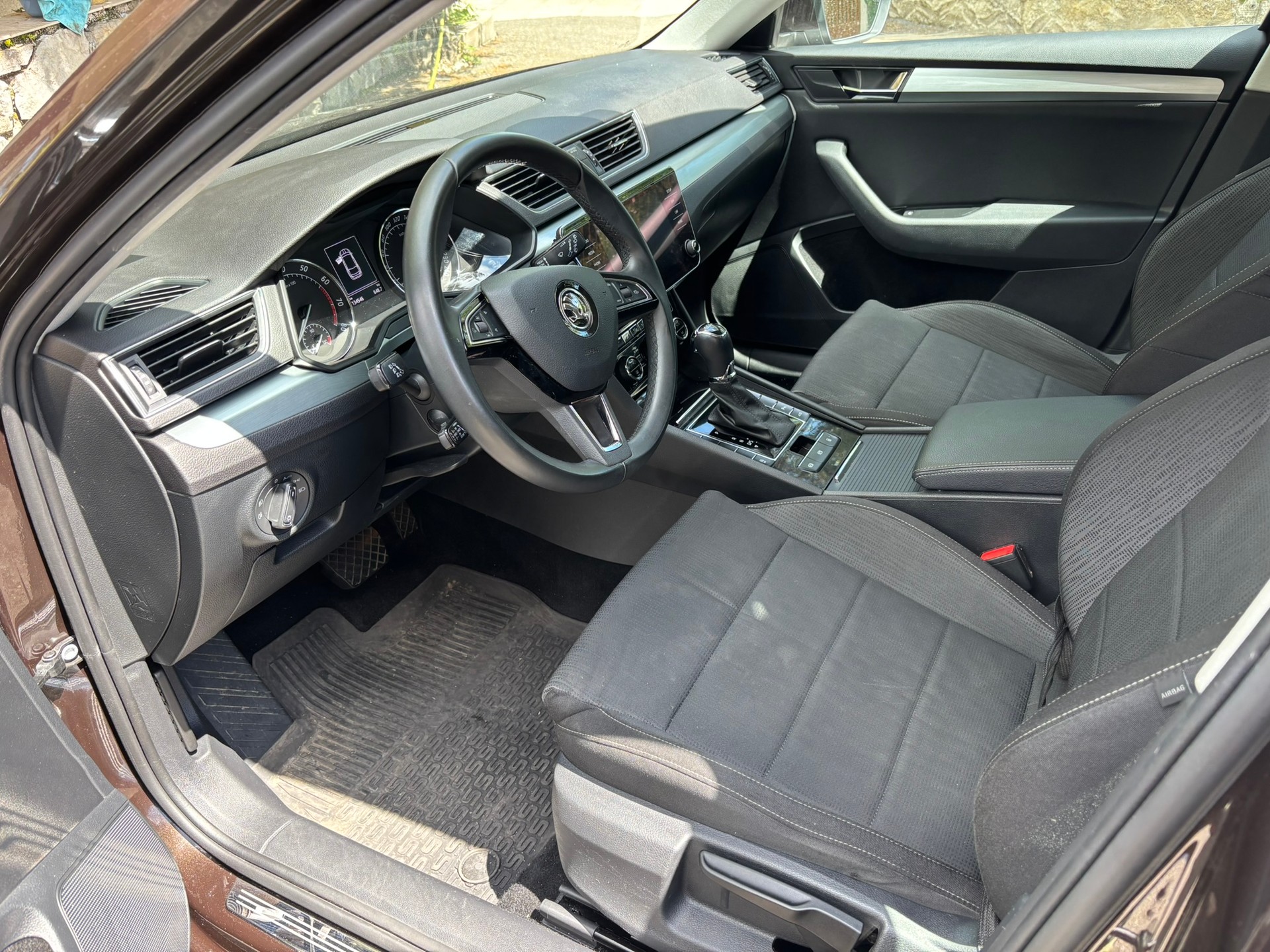 SKODA 1.5 TSI Ambition DSG-image-3