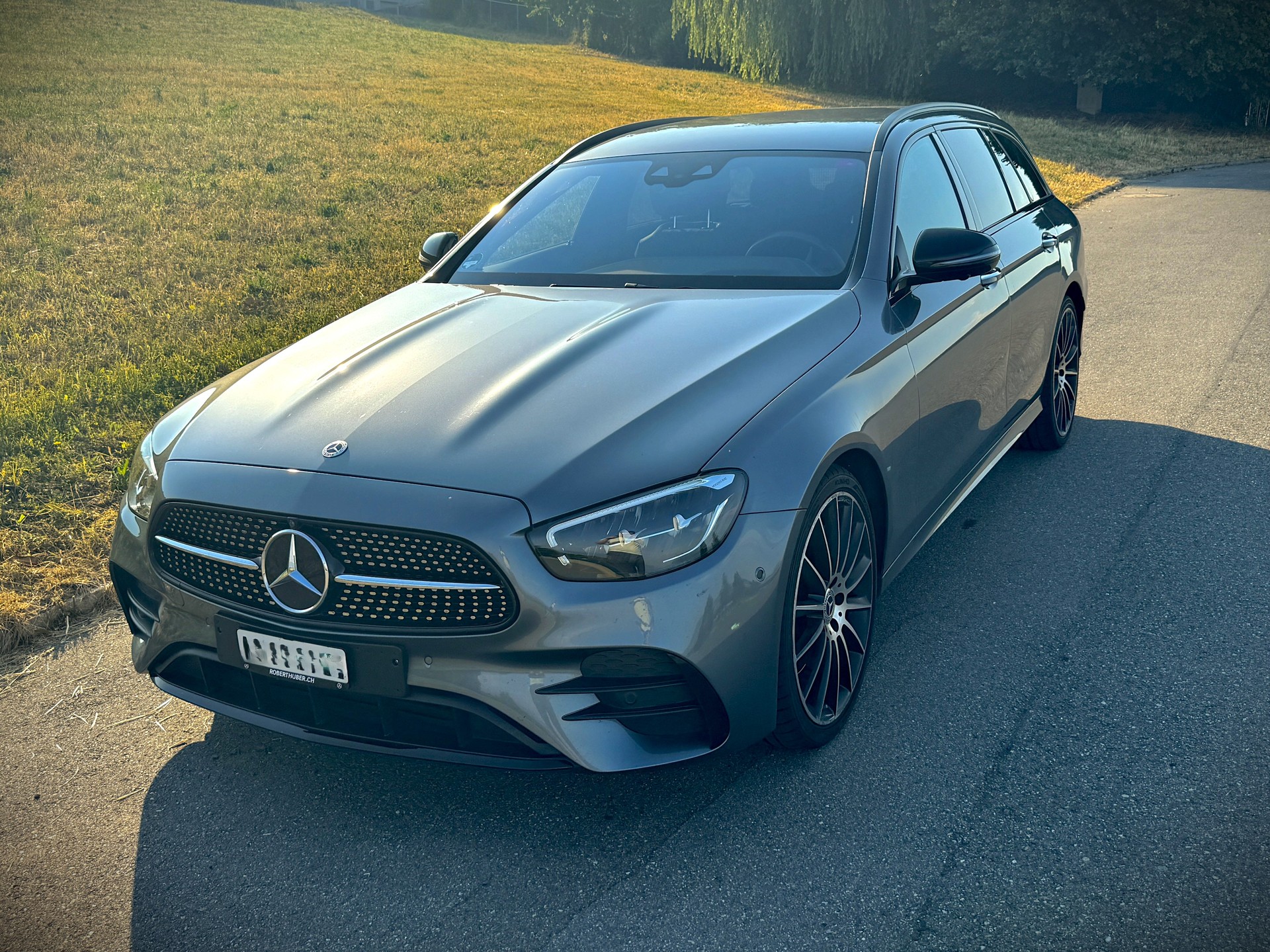MERCEDES-BENZ E 400 d AMG Line 4MATIC-image-0