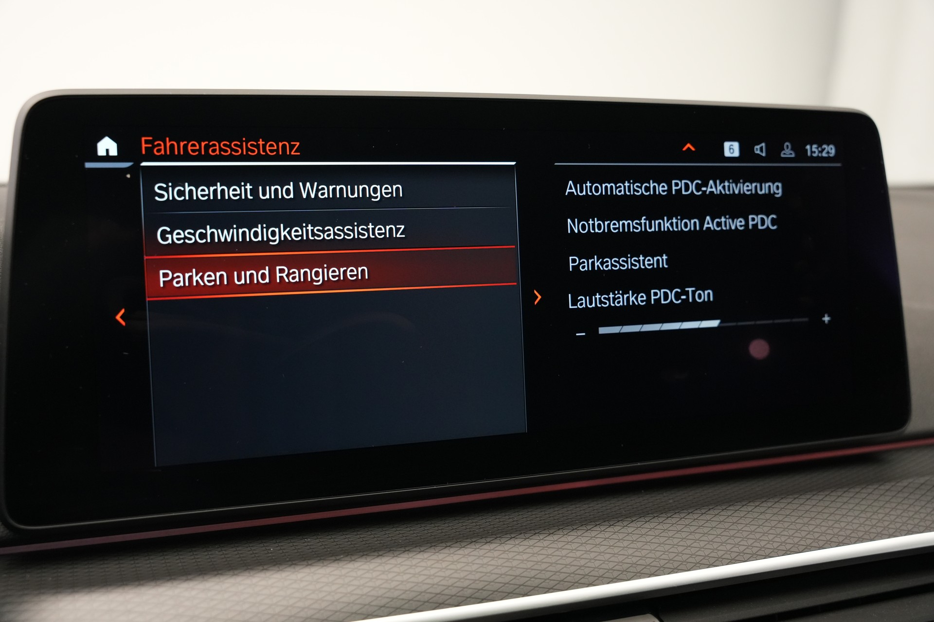 BMW 520d xDrive 48V Touring M Sport Steptronic-image-38