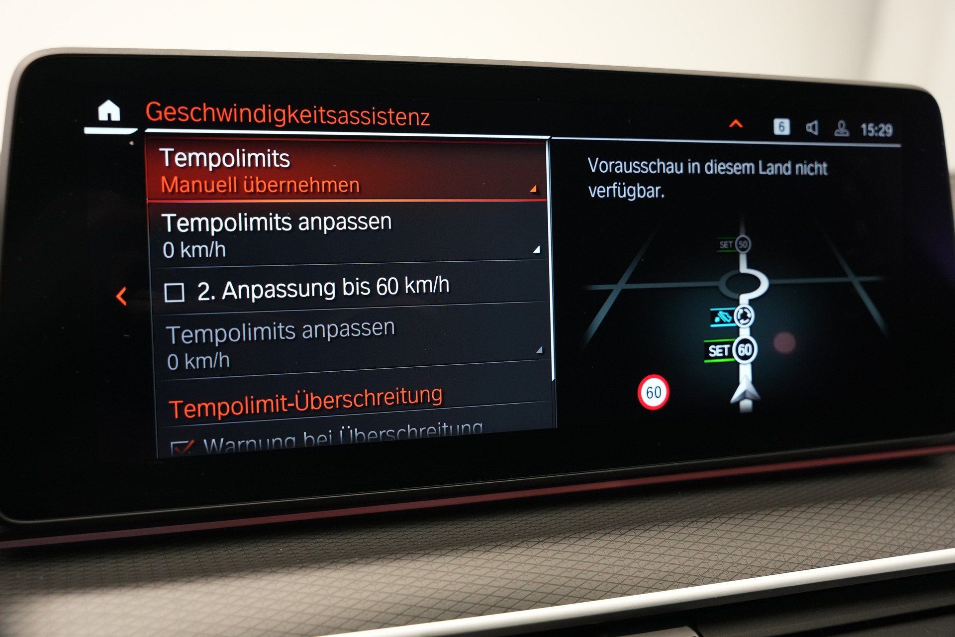 BMW 520d xDrive 48V Touring M Sport Steptronic-image-36