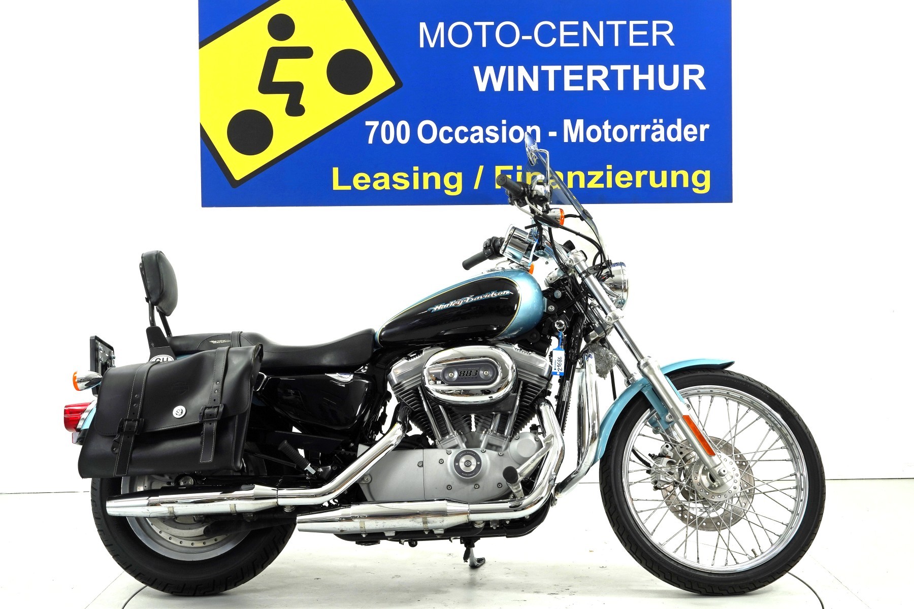 HARLEY-DAVIDSON XL 883C