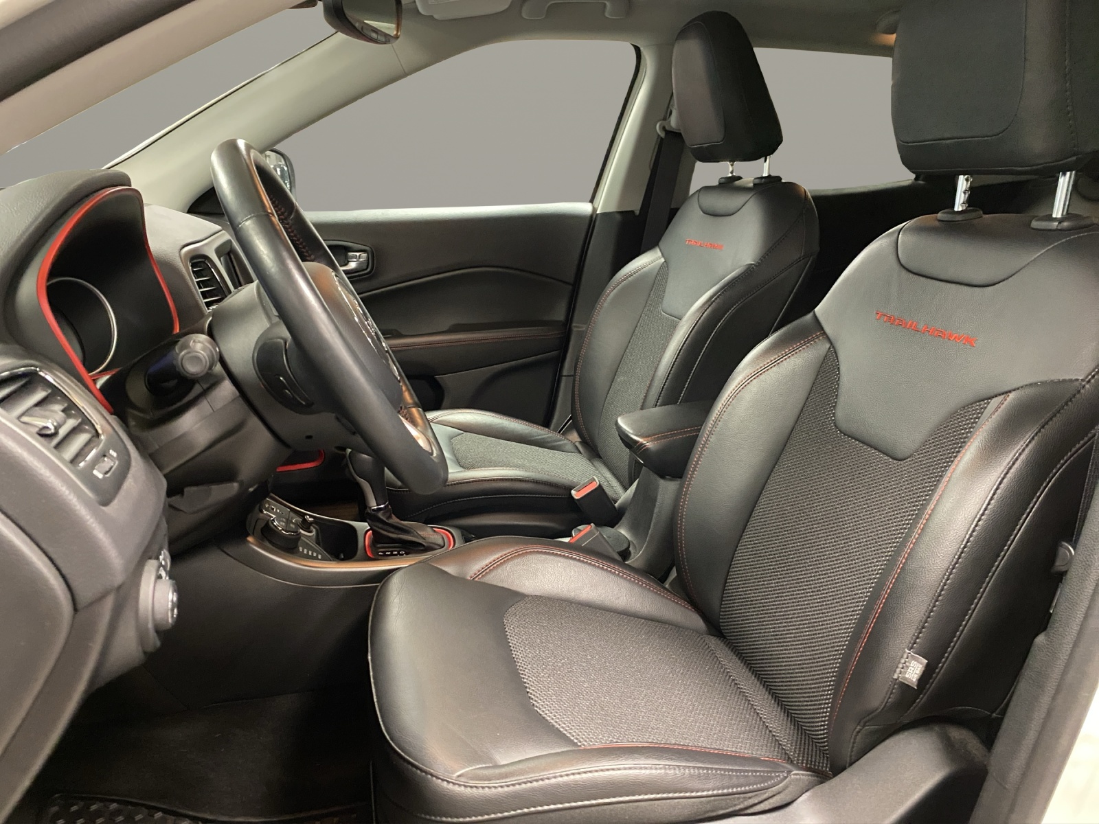 JEEP COMPASS 2.0 CRD Trailhawk A-image-8