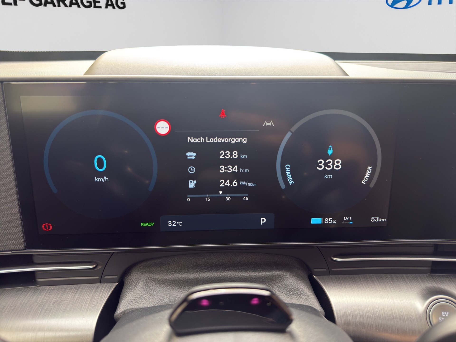 HYUNDAI Kona EV 65.4 kWh Vertex-image-10