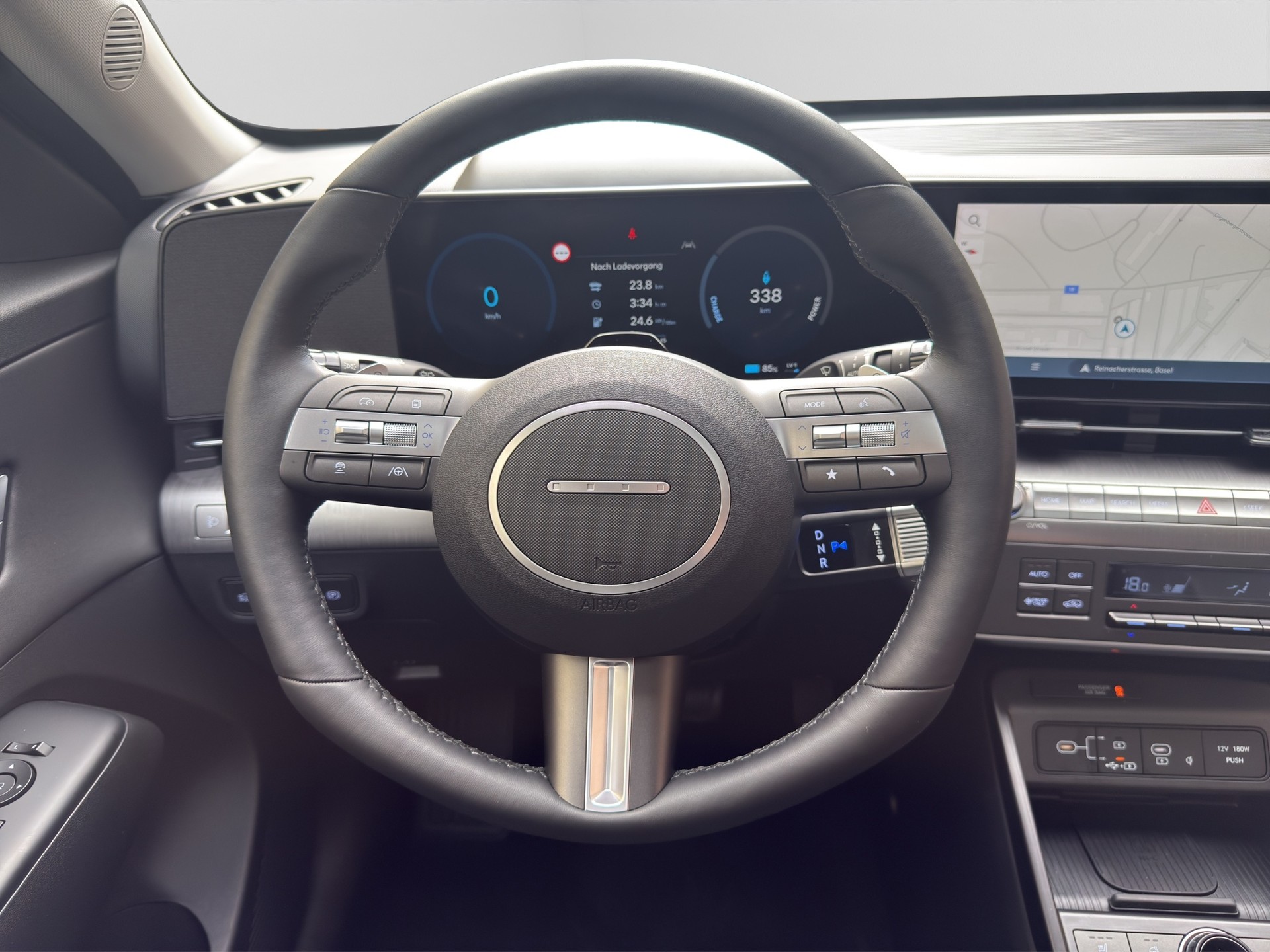 HYUNDAI Kona EV 65.4 kWh Vertex-image-9