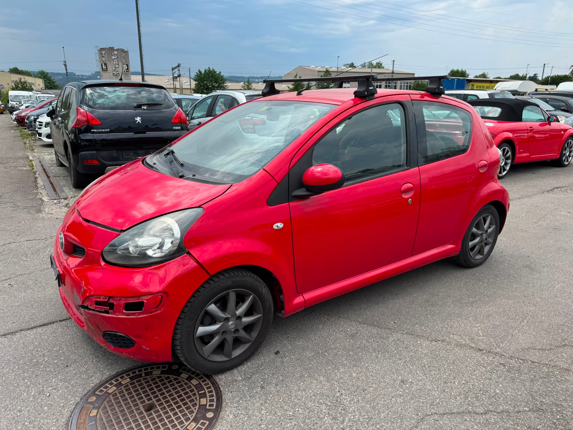 TOYOTA Aygo 1.0 Linea Luna Red-image-1