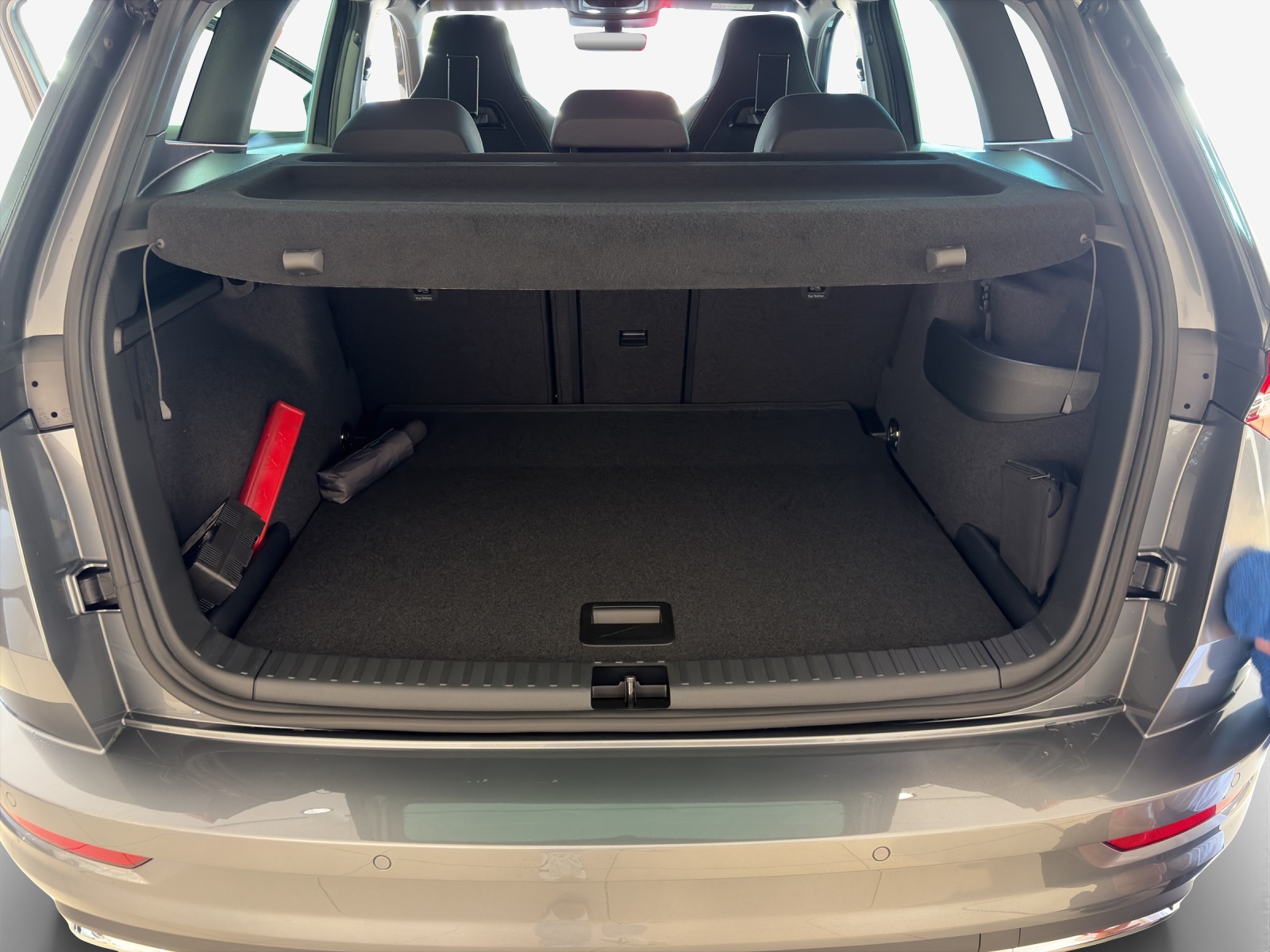 SKODA Karoq 2.0 TDI CR Sport Line 4x4 DSG-image-11