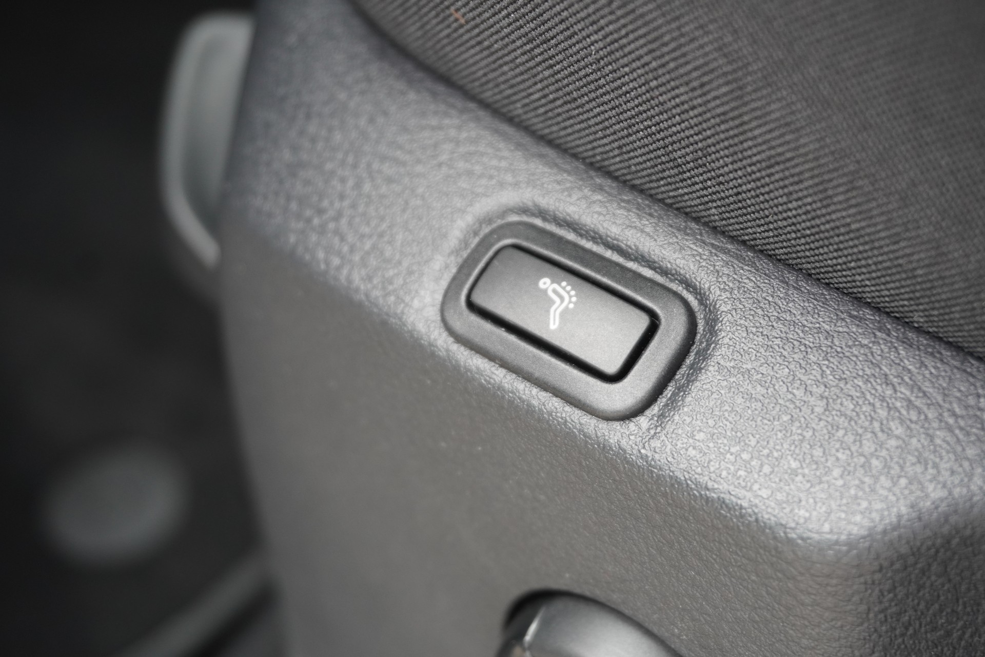 VW Touran 2.0 TDI BlueMotion Technology Highline DSG-image-37