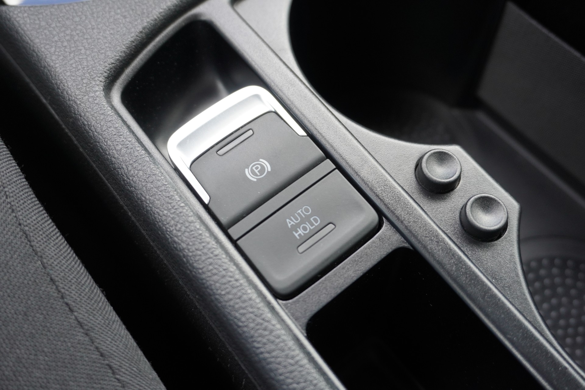 VW Touran 2.0 TDI BlueMotion Technology Highline DSG-image-17