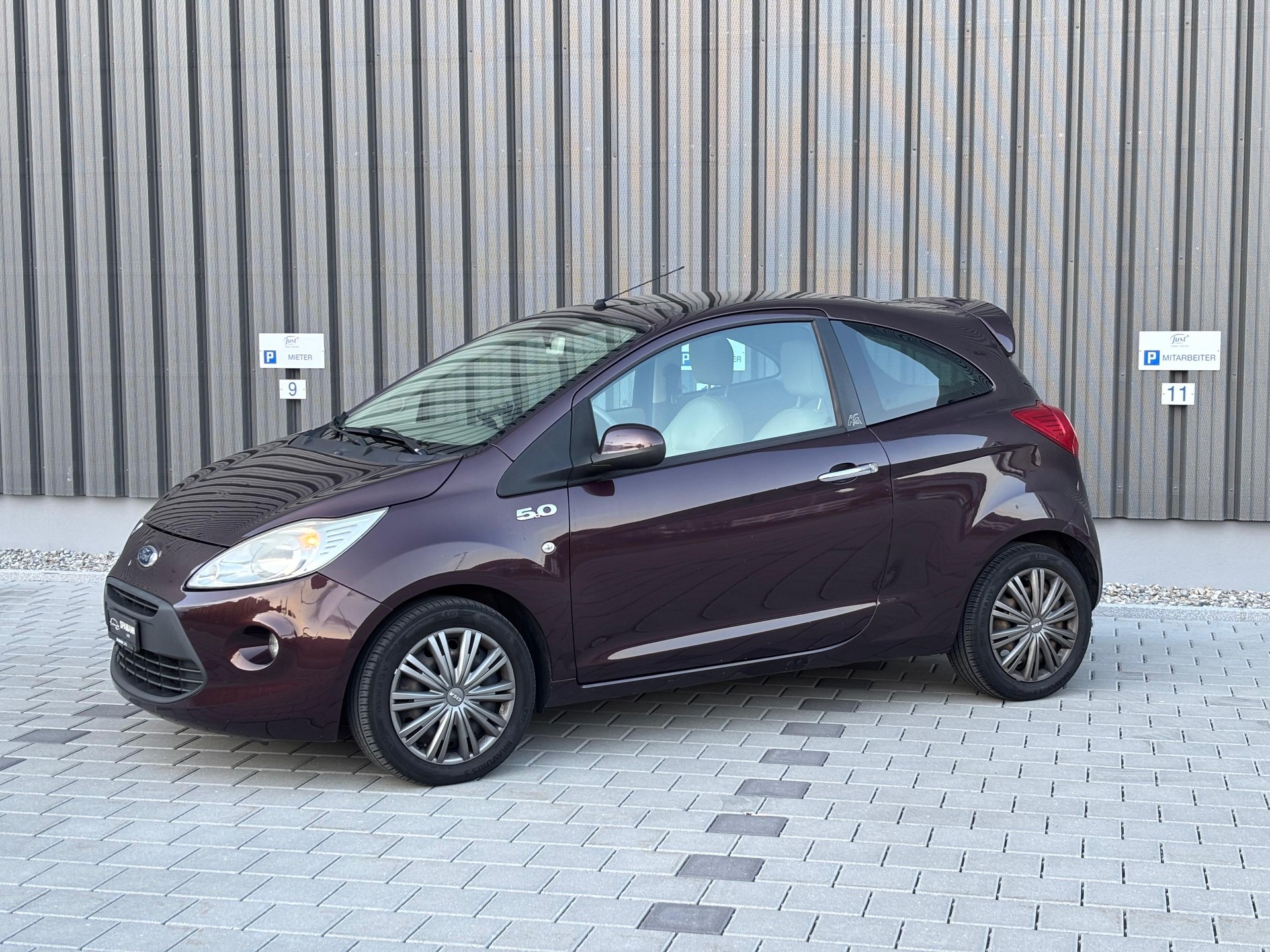 FORD KA 1.25 Titanium-image-1