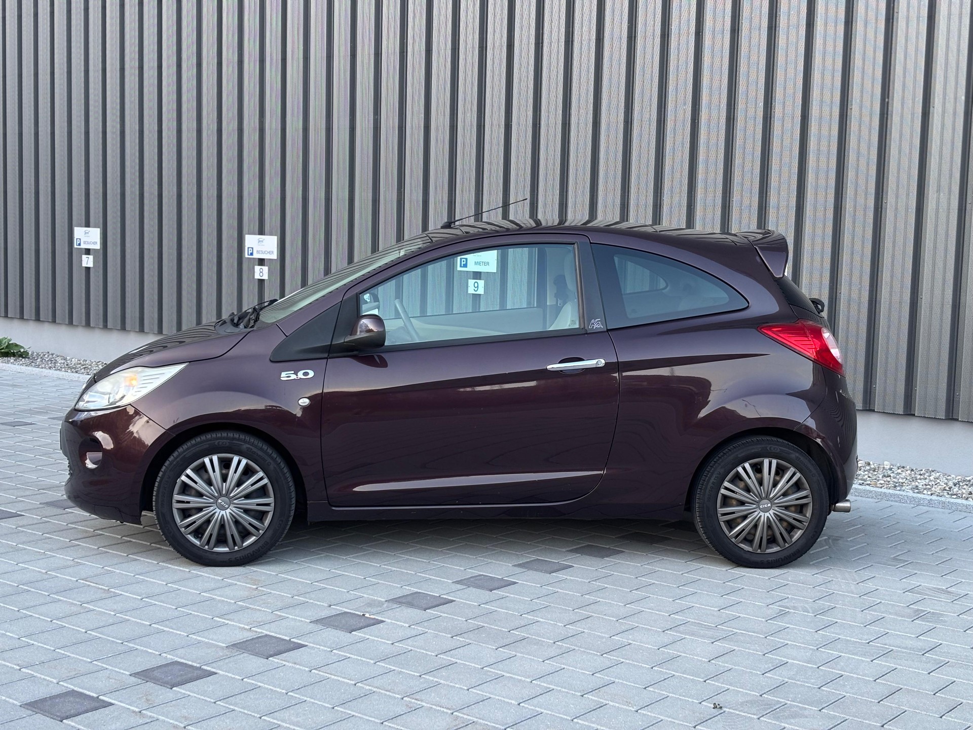 FORD KA 1.25 Titanium-image-2