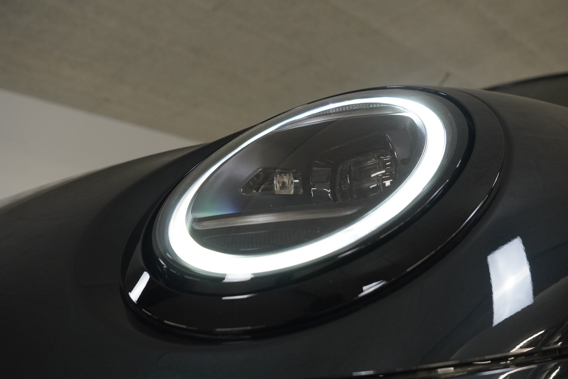 MINI Cooper John Cooper Works Cabriolet DKG-image-16