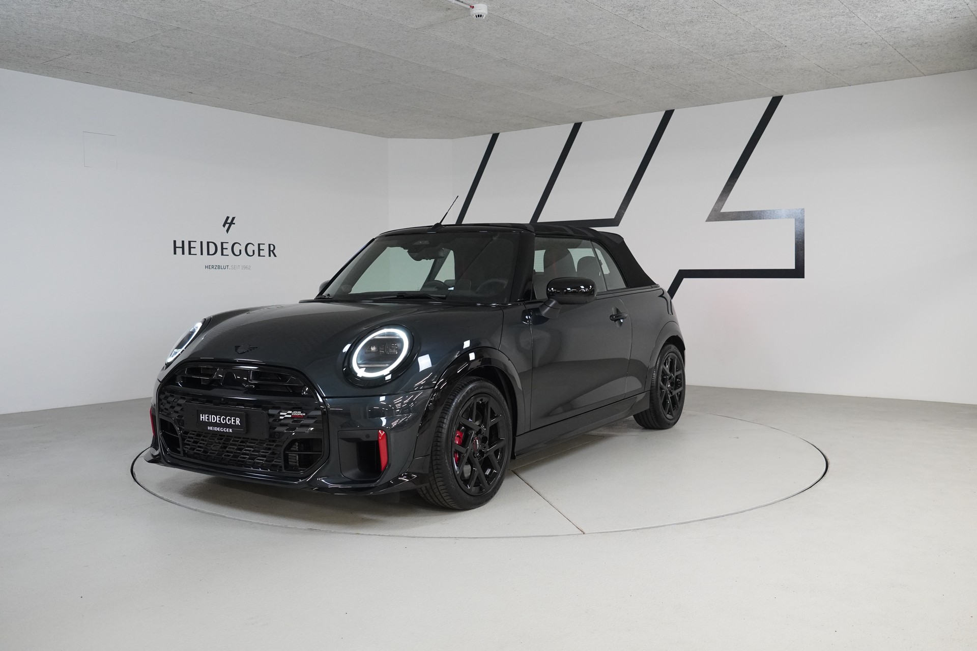 MINI Cooper John Cooper Works Cabriolet DKG-image-0