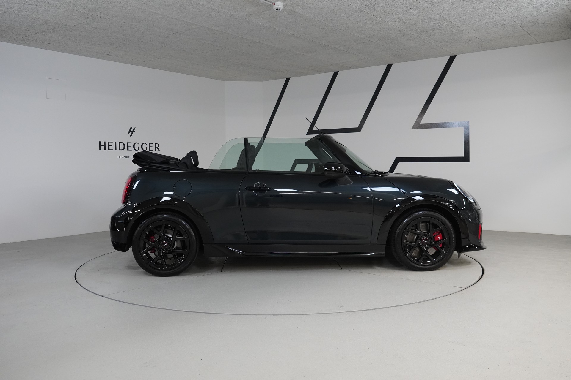 MINI Cooper John Cooper Works Cabriolet DKG-image-15