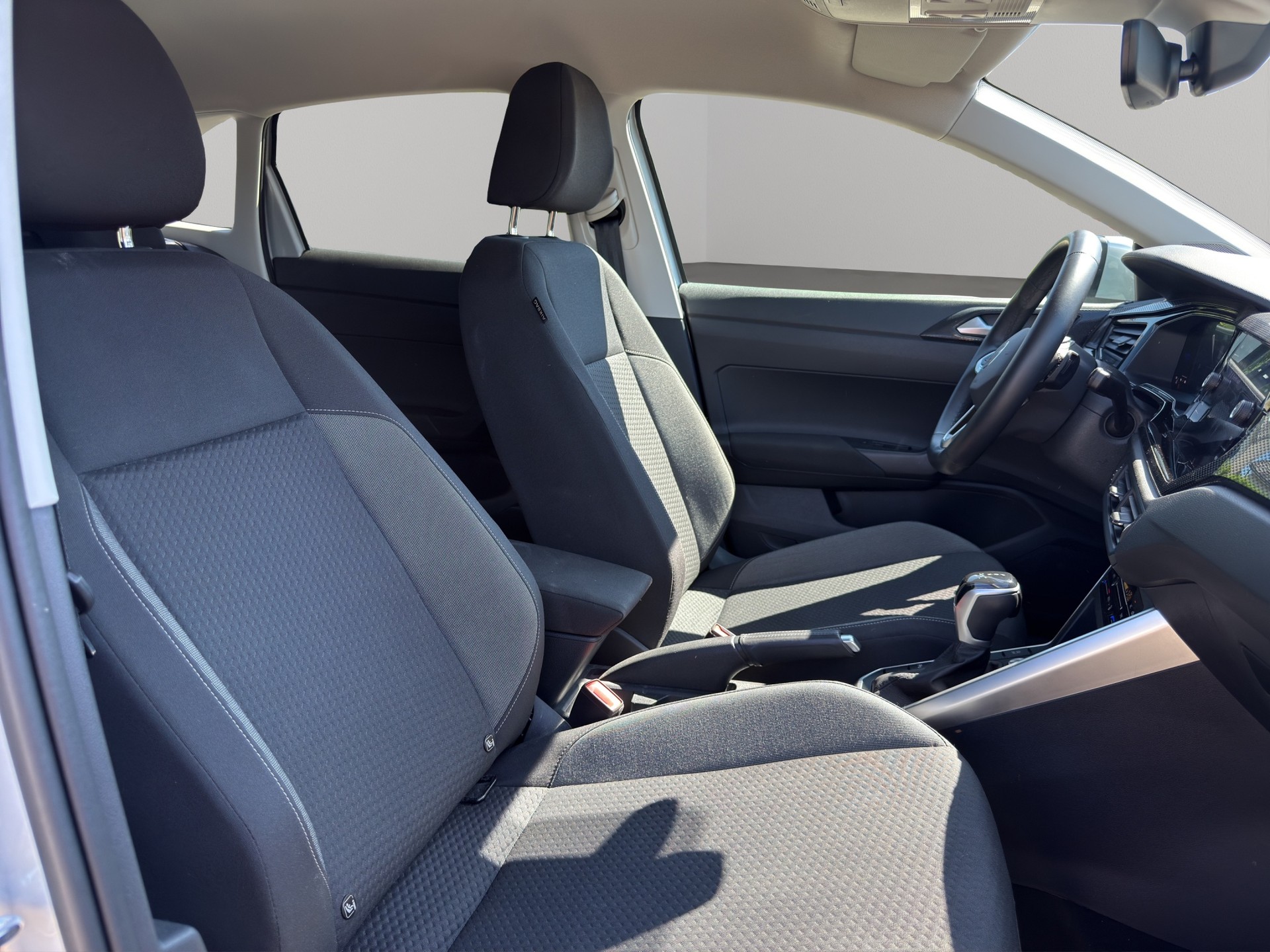 VW Taigo 1.0 TSI Life DSG-image-8