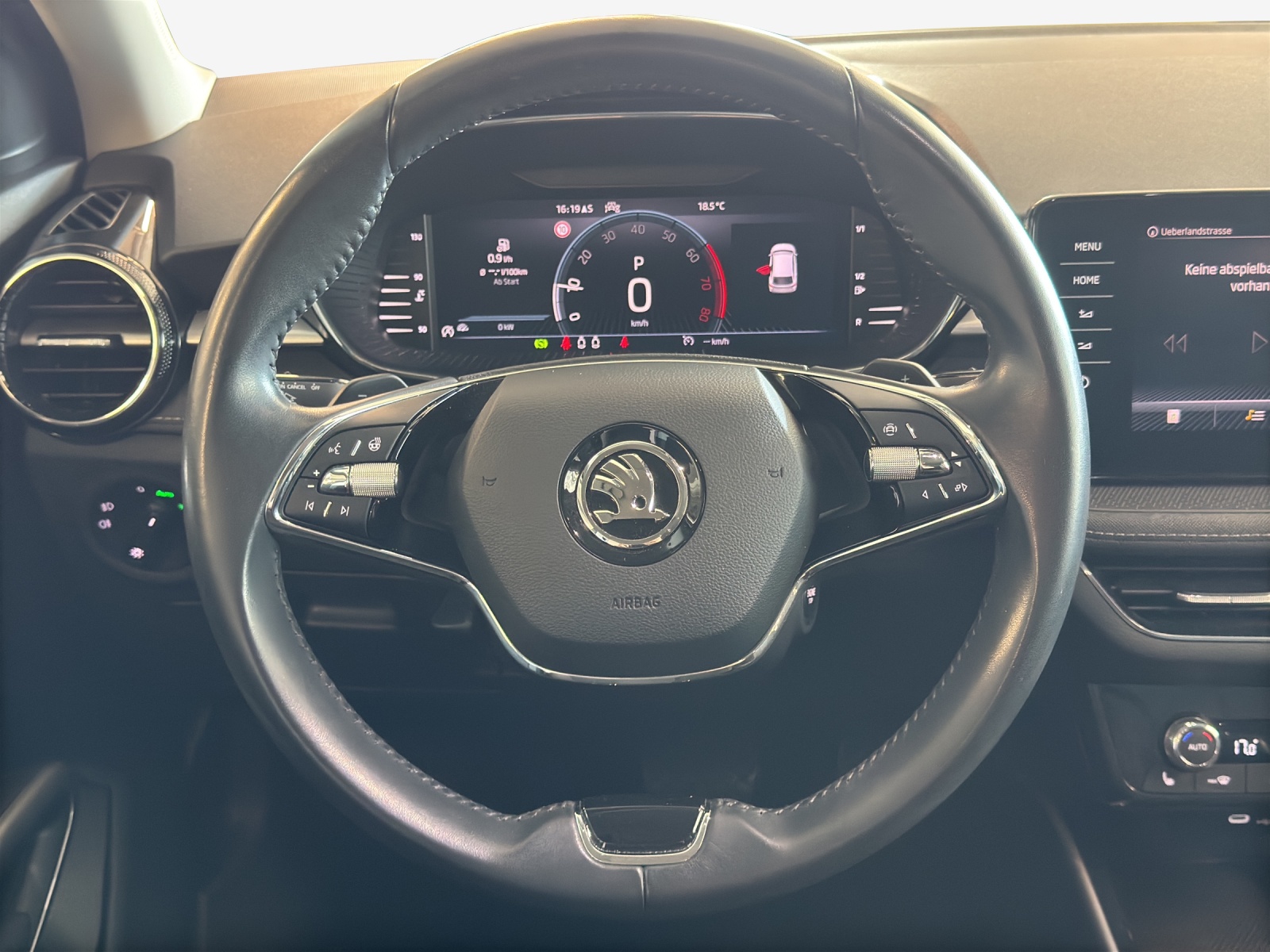 SKODA Fabia 1.0 TSI First Edition DSG-image-9